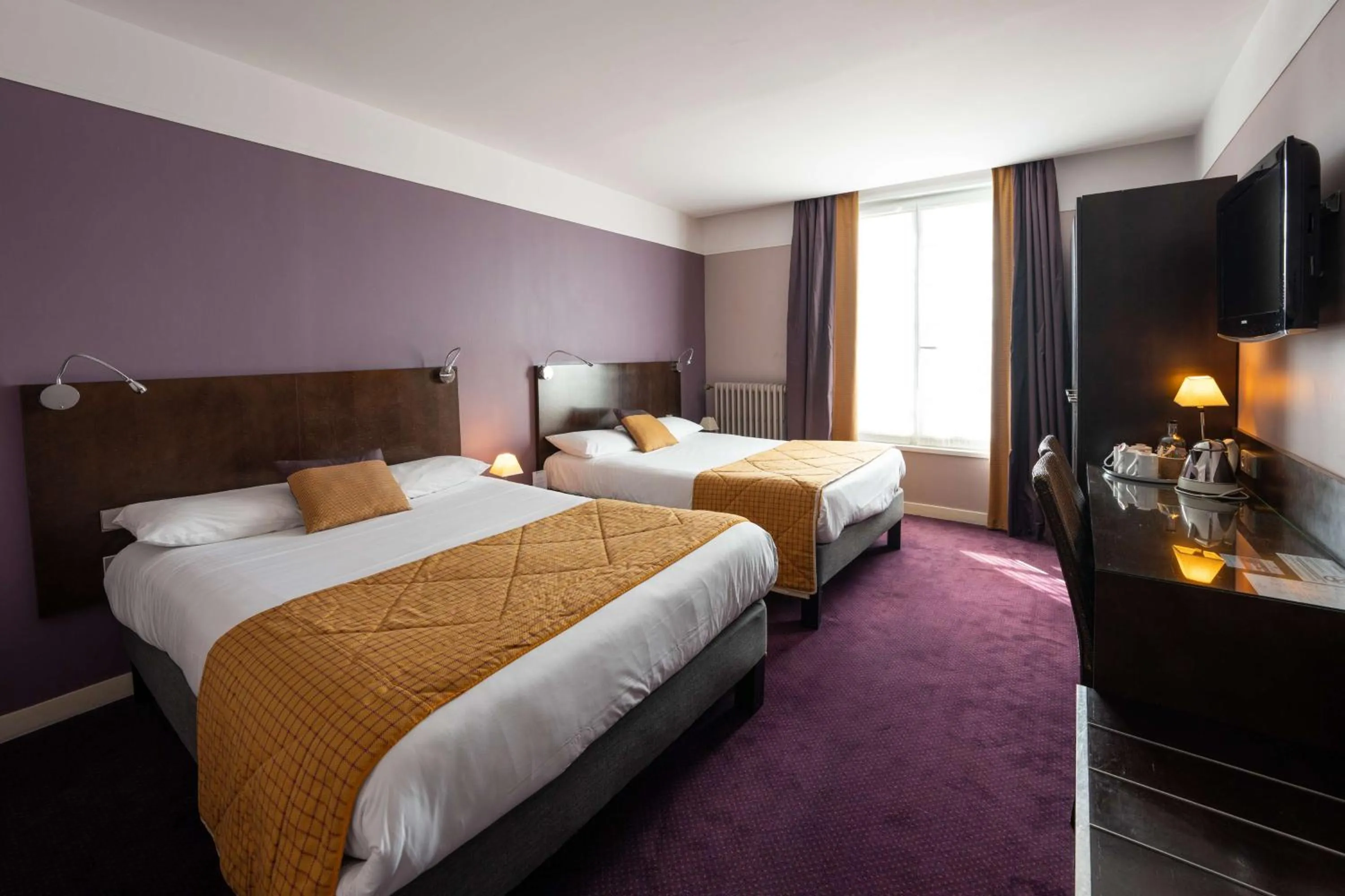 Family Room in Best Western Adagio Saumur