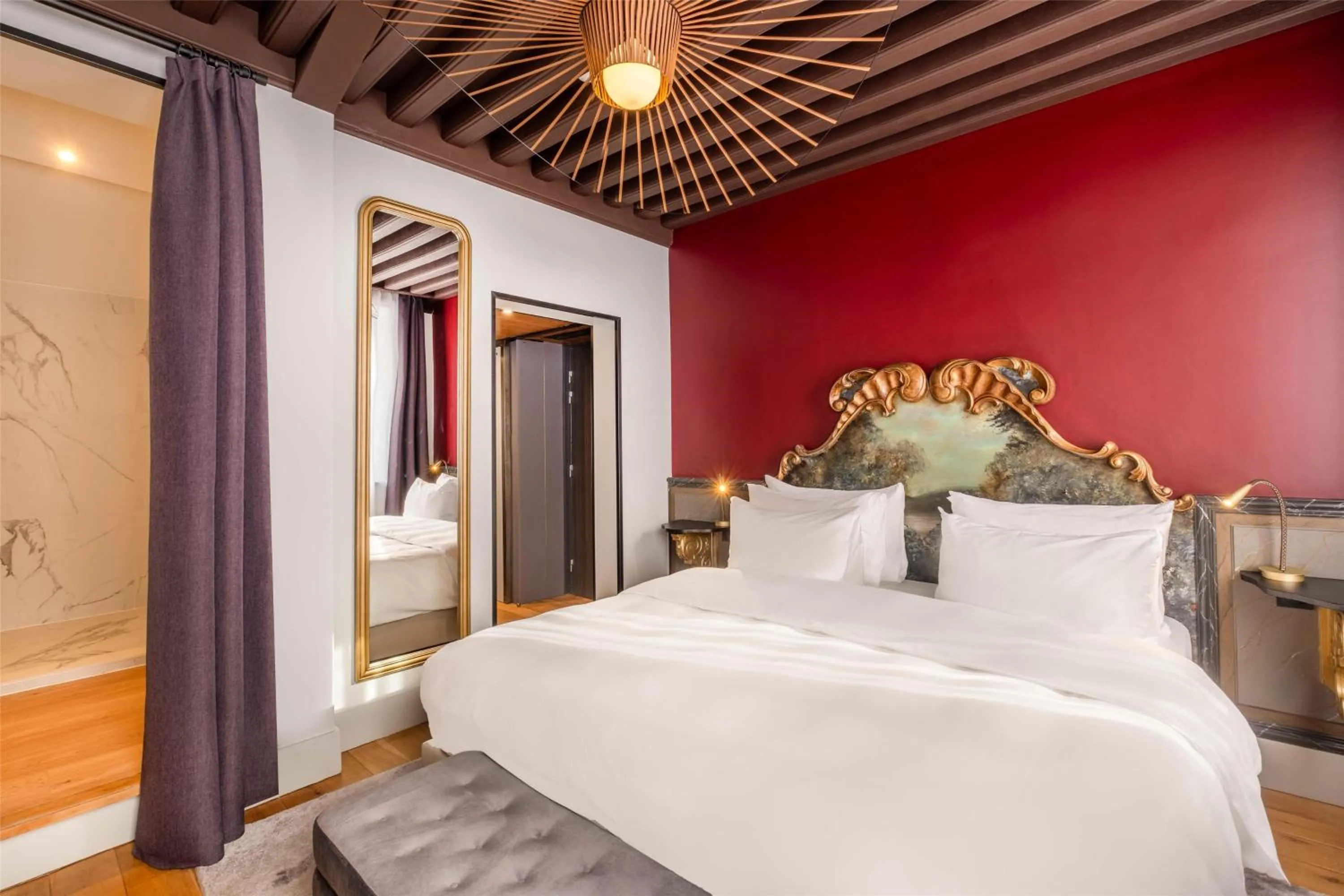 Premium Double Room in Cour des Loges Lyon, A Radisson Collection Hotel