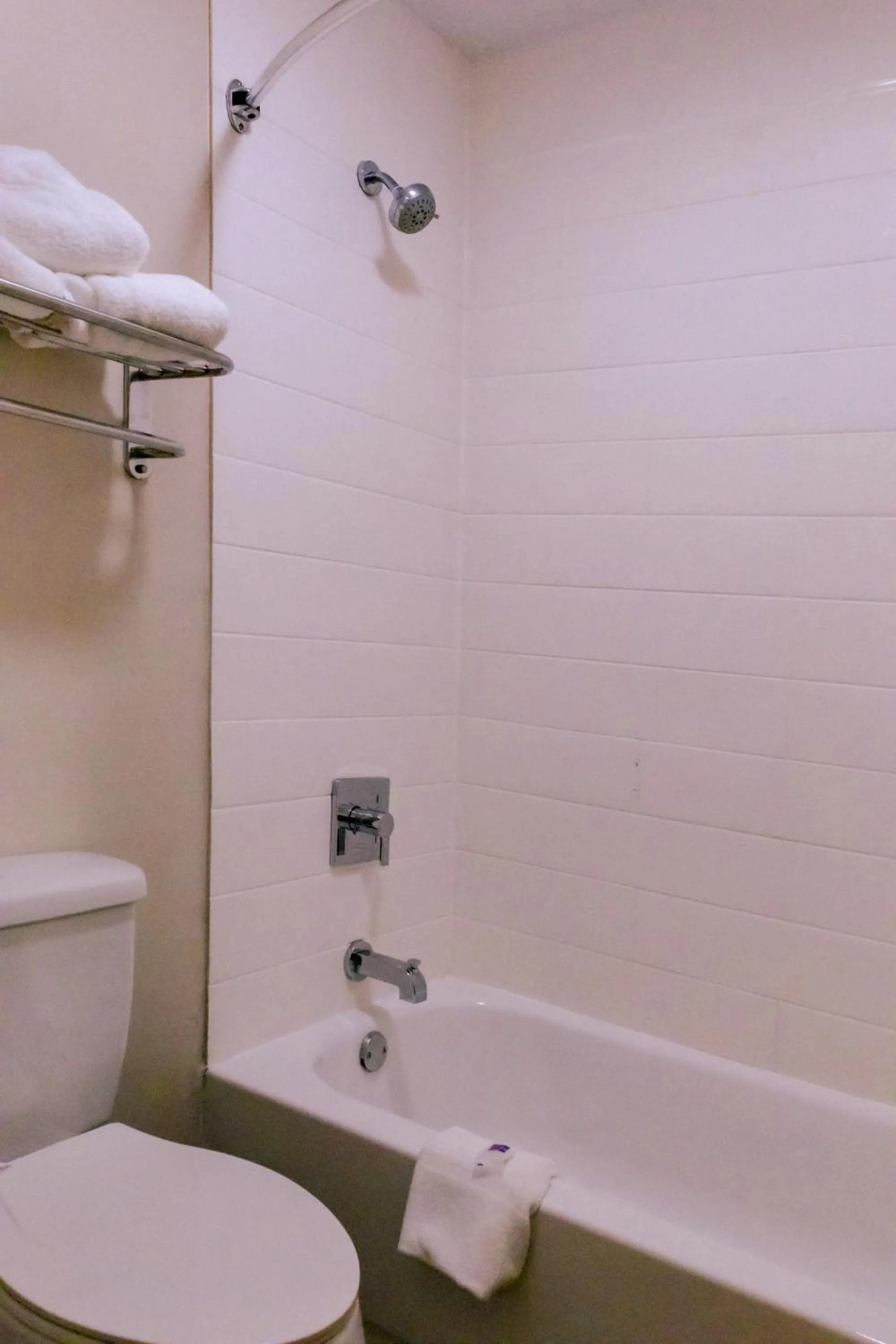 Standard King Room - single occupancy - Non-Smoking  in Motel 6 Nacogdoches, TX