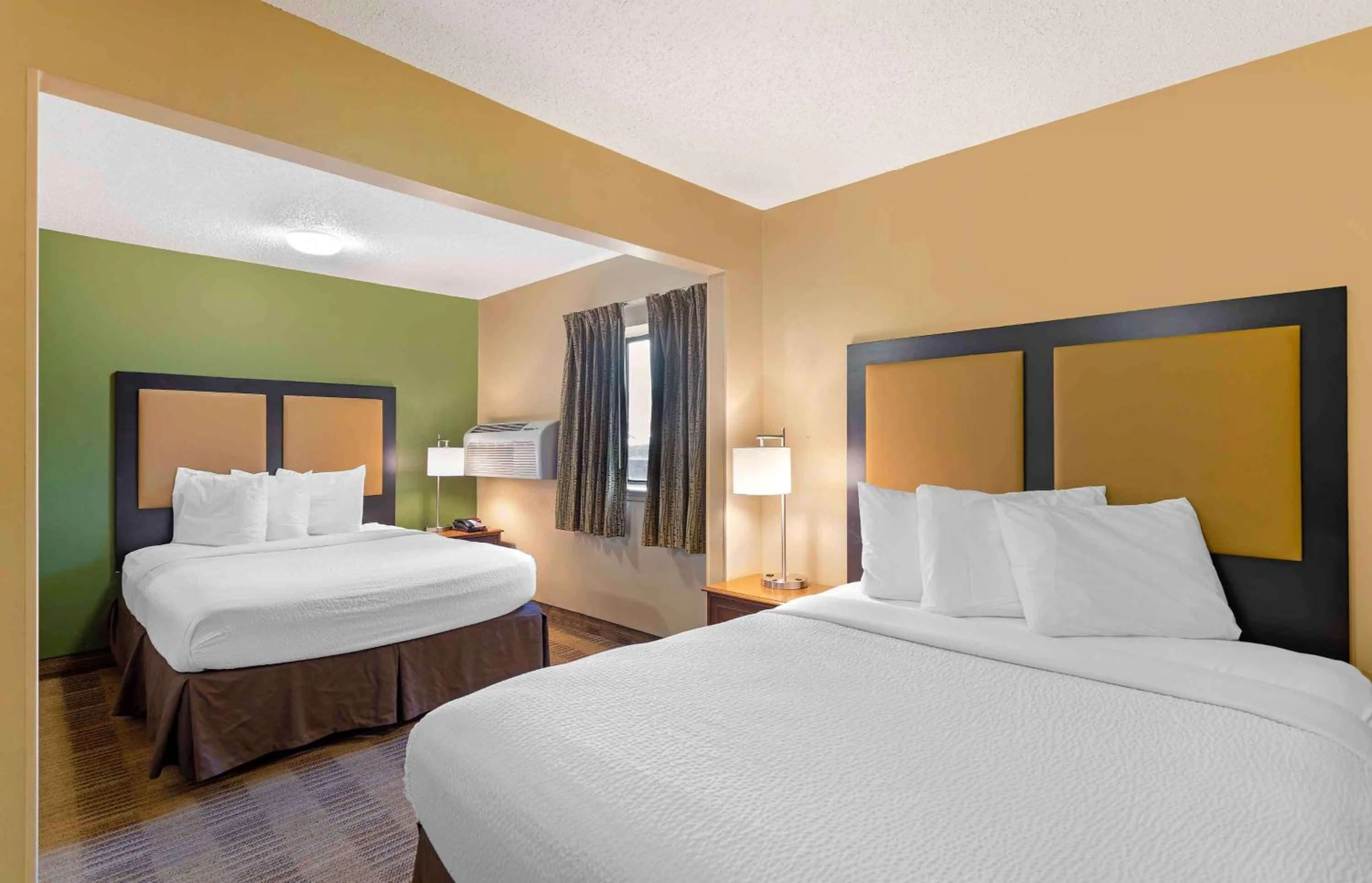 Studio with Two Queen Beds - Non-Smoking in Extended Stay America Suites - Cincinnati - Blue Ash - Reagan Hwy