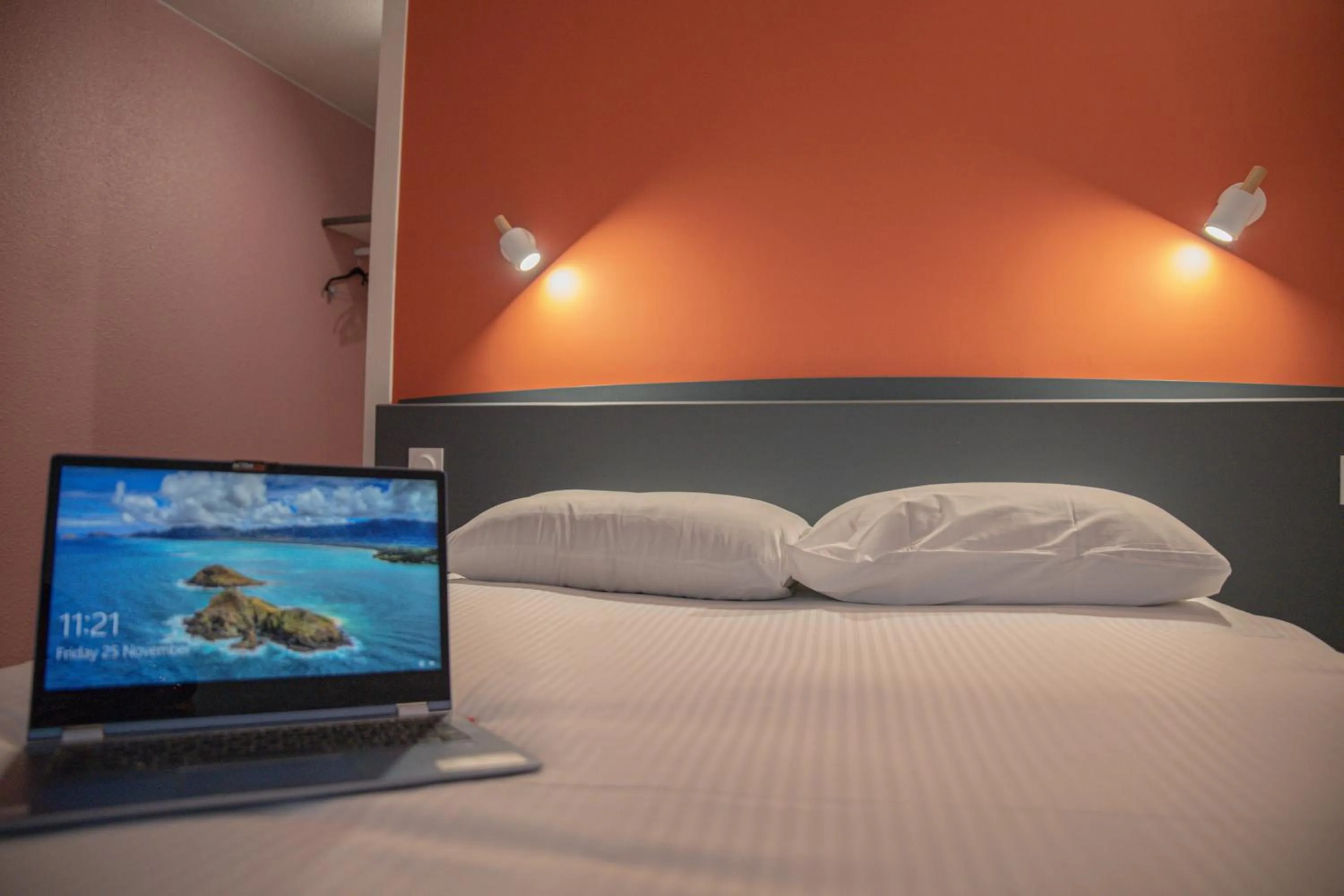 1 Double Bed in Kyriad Direct Nancy Sud -Vandoeuvre - Rénové