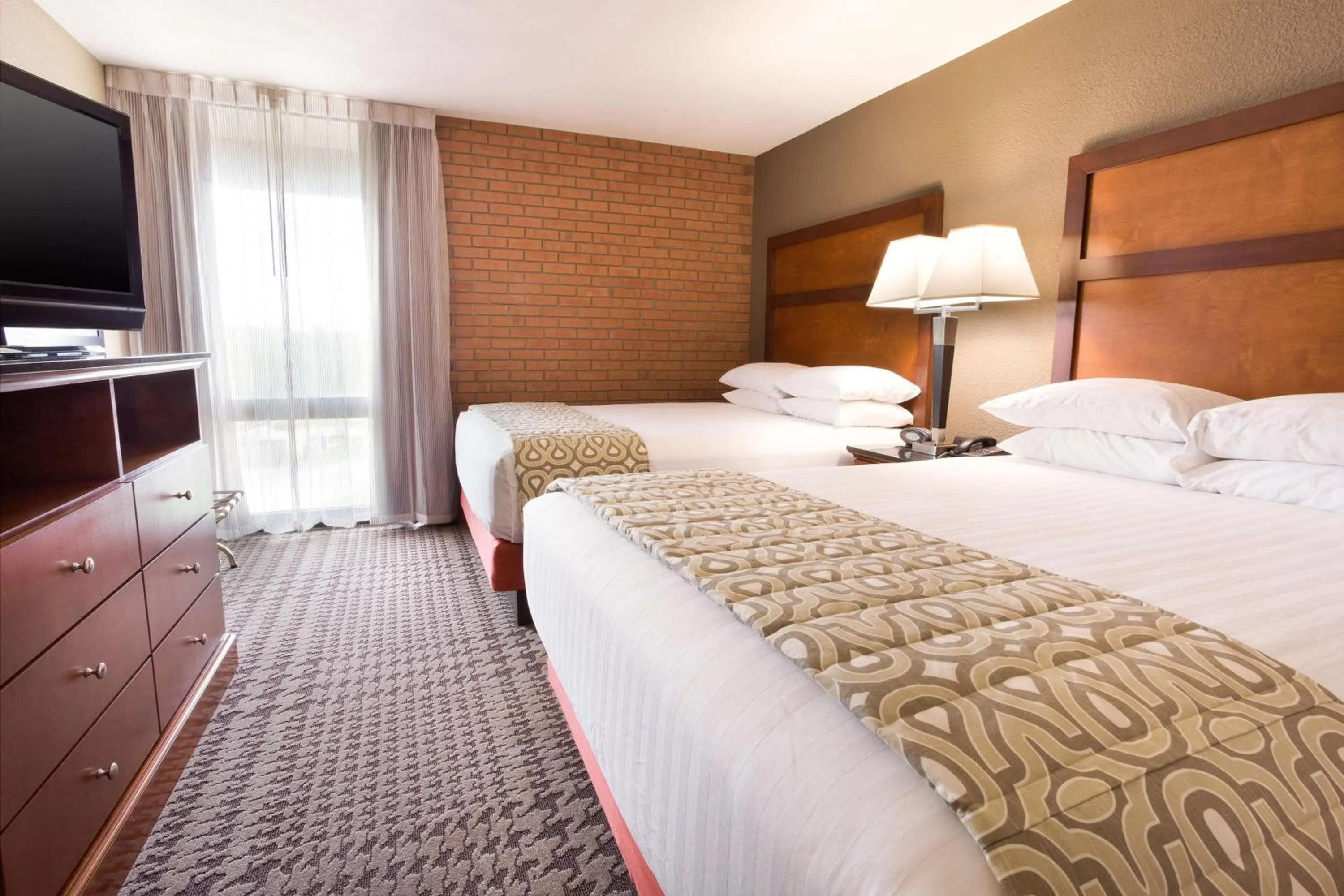 One-Bedroom Suite with Two Queen Beds in Drury Inn & Suites Jackson MO