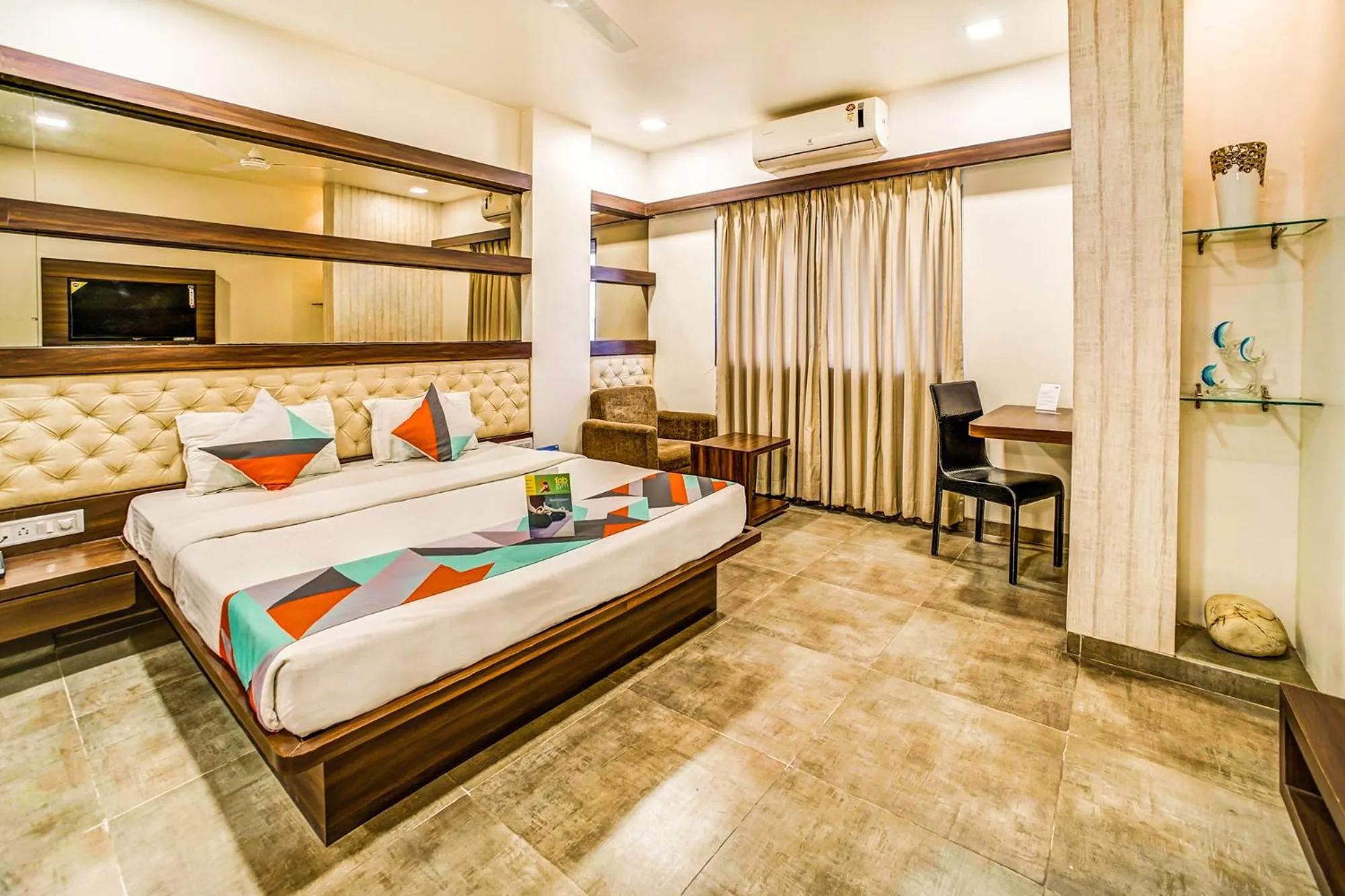 Suite - single occupancy in FabHotel Global Inn - Nr Sanjeevani Children's Hospital