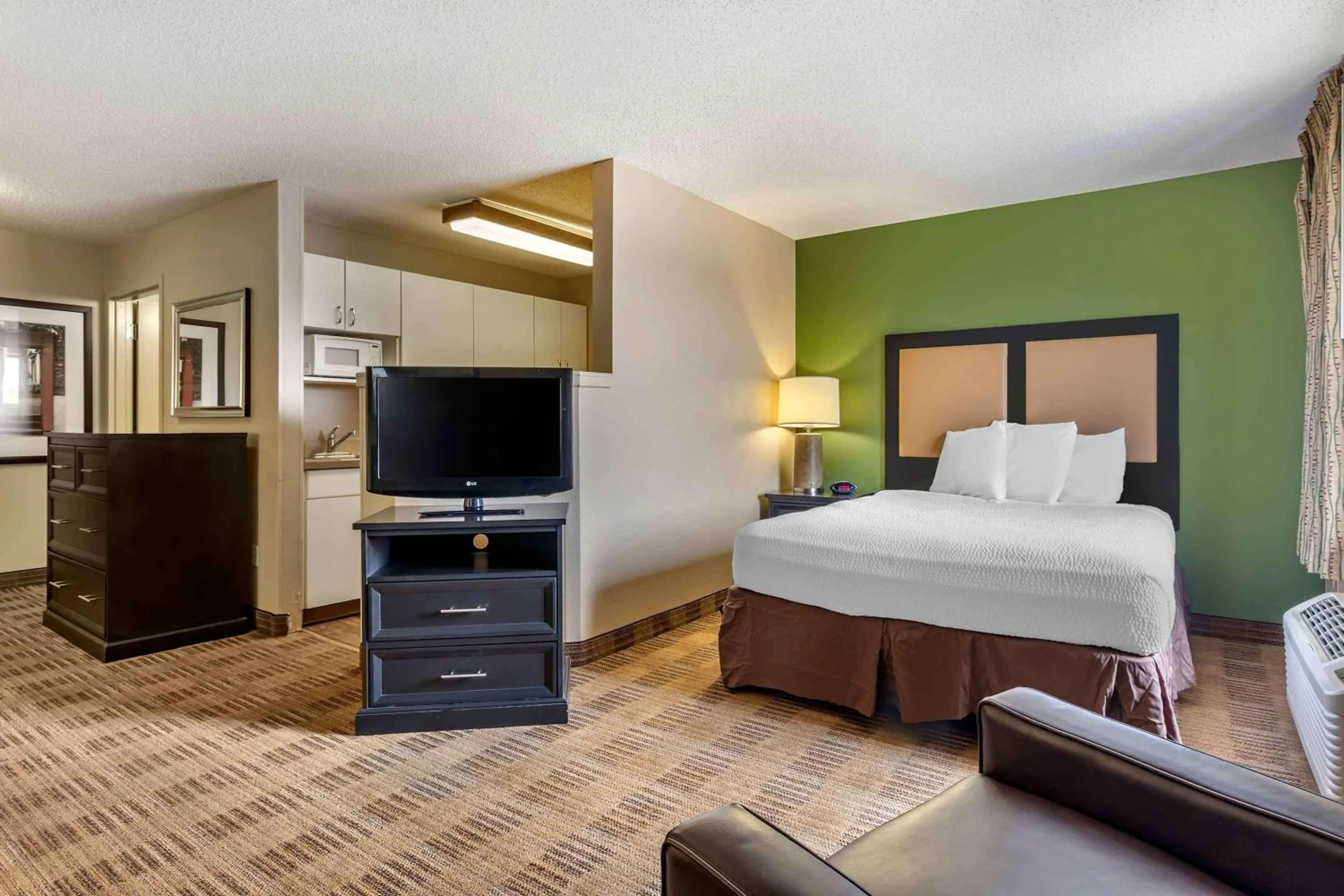 Deluxe Studio - Disability Access - Non-Smoking in Extended Stay America Suites - Fort Worth - Fossil Creek