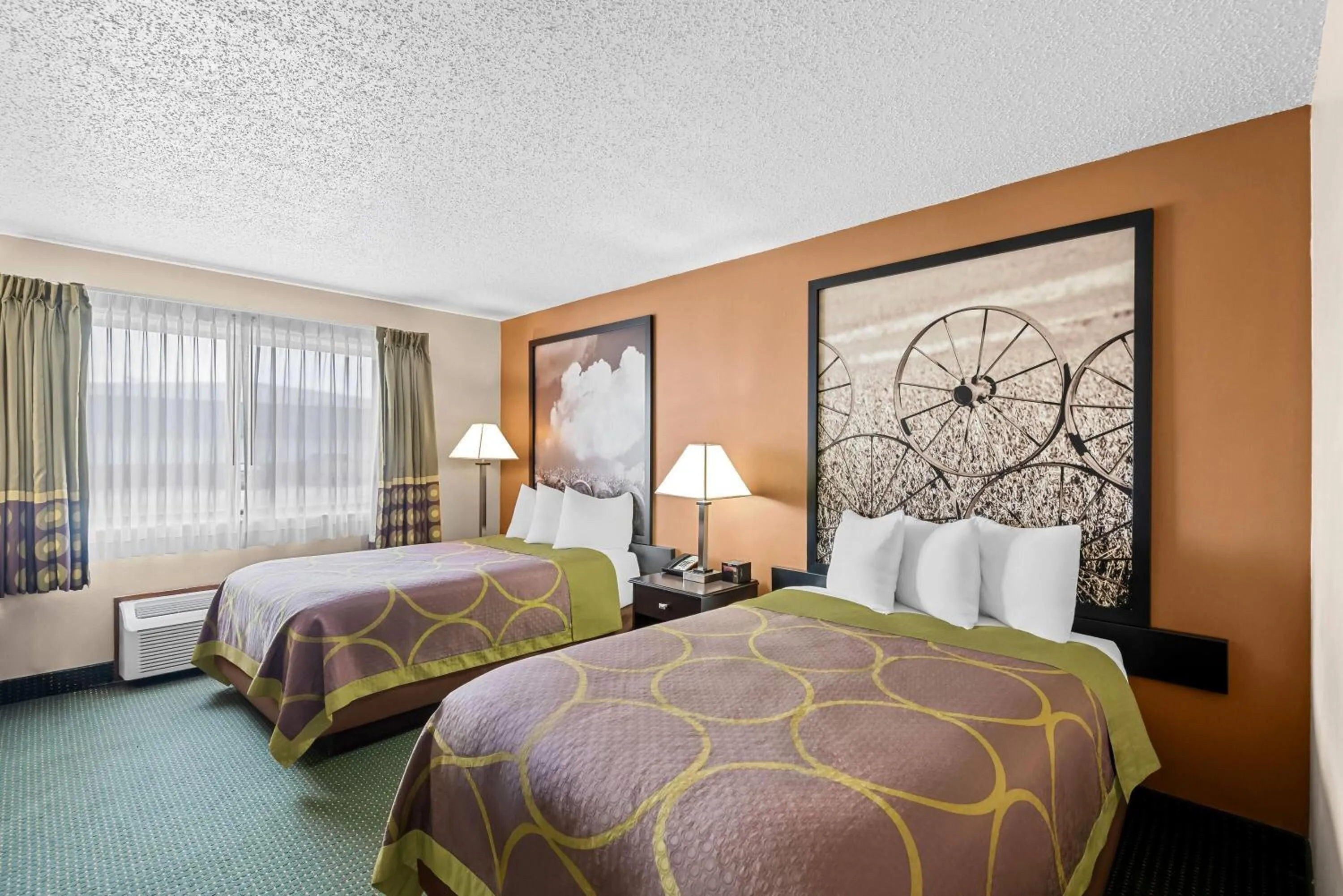 Double Room with Two Double Beds - Non-Smoking in Super 8 by Wyndham Jefferson