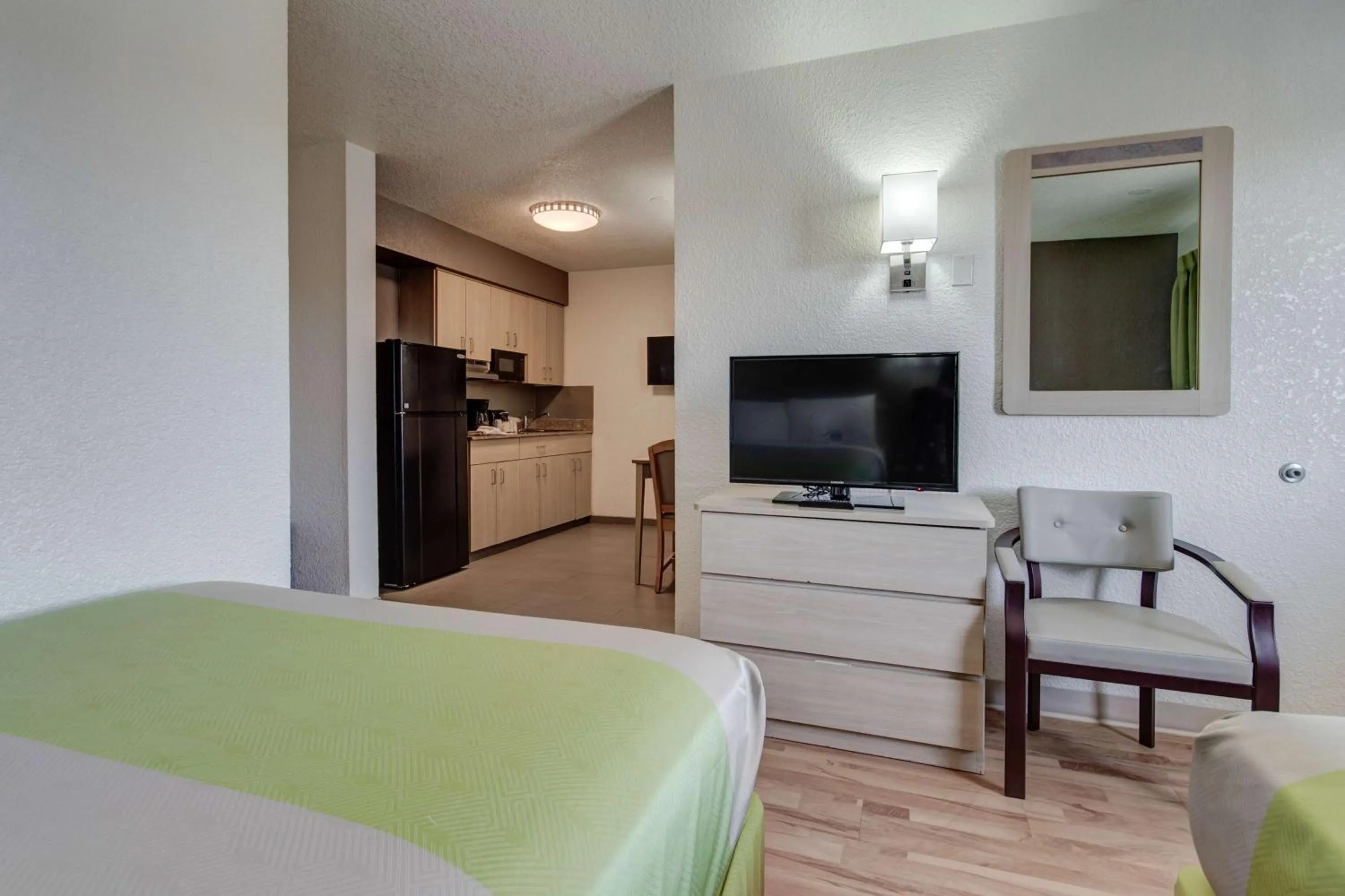 Quadruple Room - single occupancy - Smoking in Studio 6-El Paso, TX - East