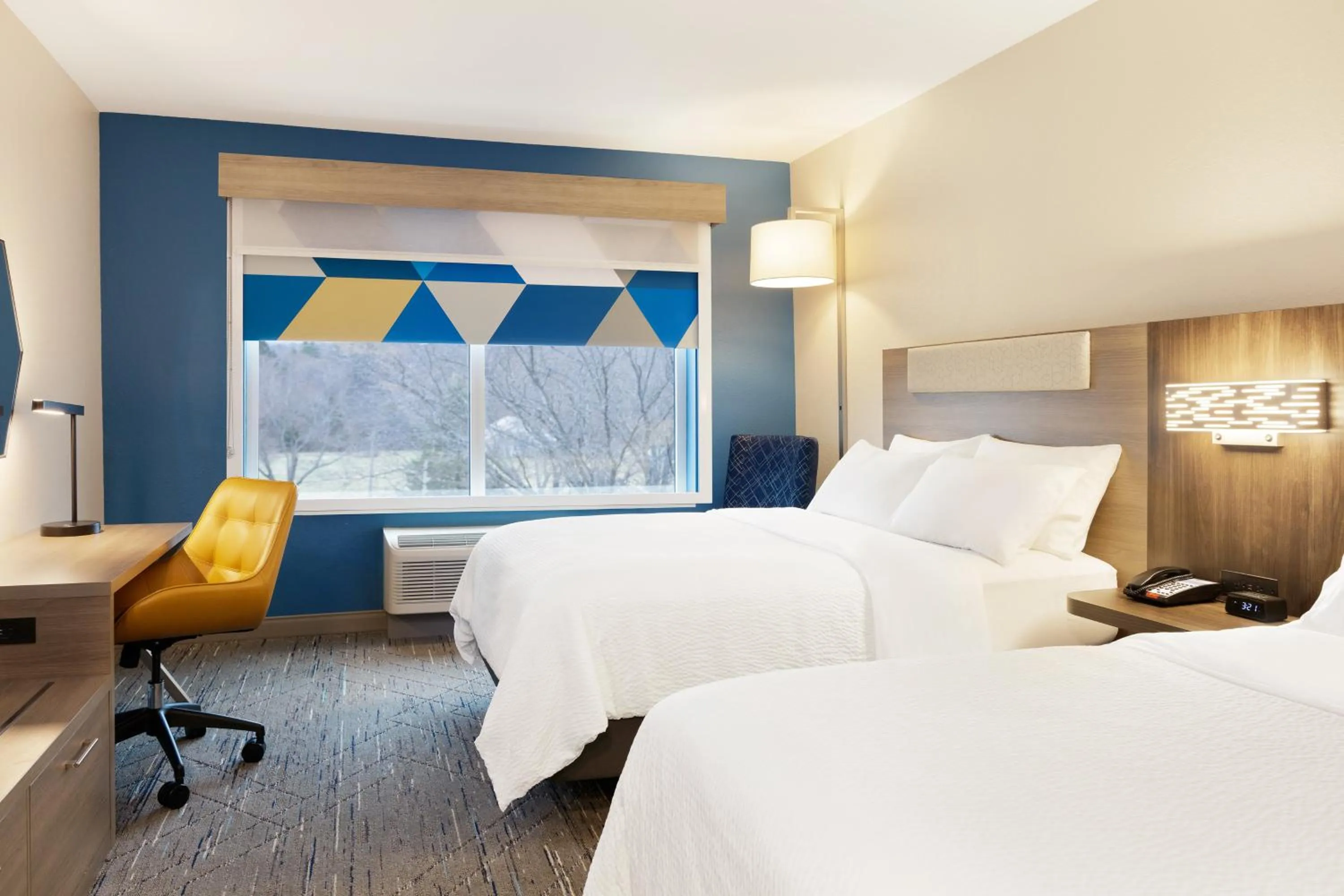 Standard Room with Two Queen Beds in Holiday Inn Express Sault Ste Marie by IHG
