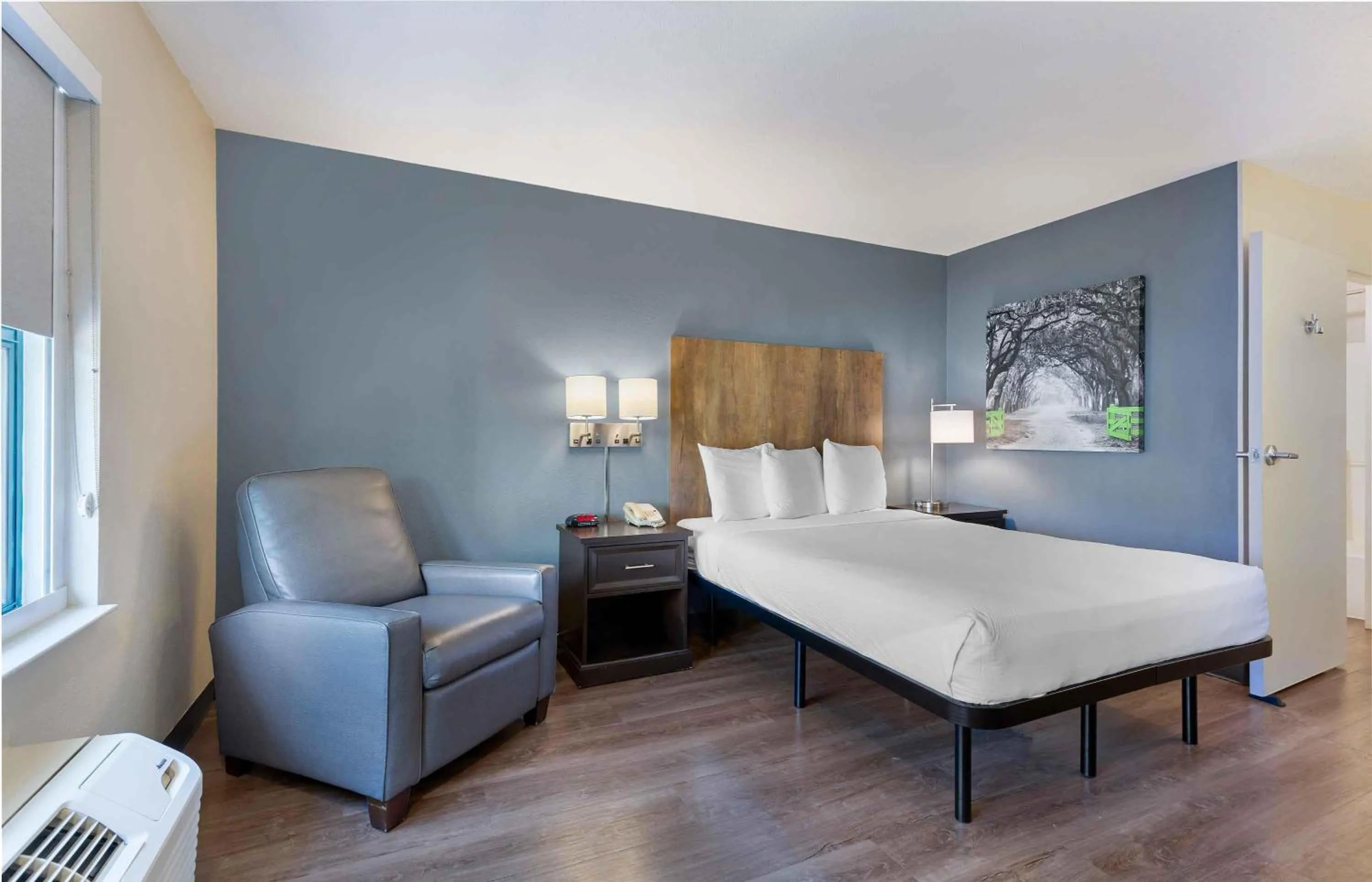 Queen Studio - Non-Smoking in Extended Stay America Suites - Washington, DC - Alexandria - Landmark