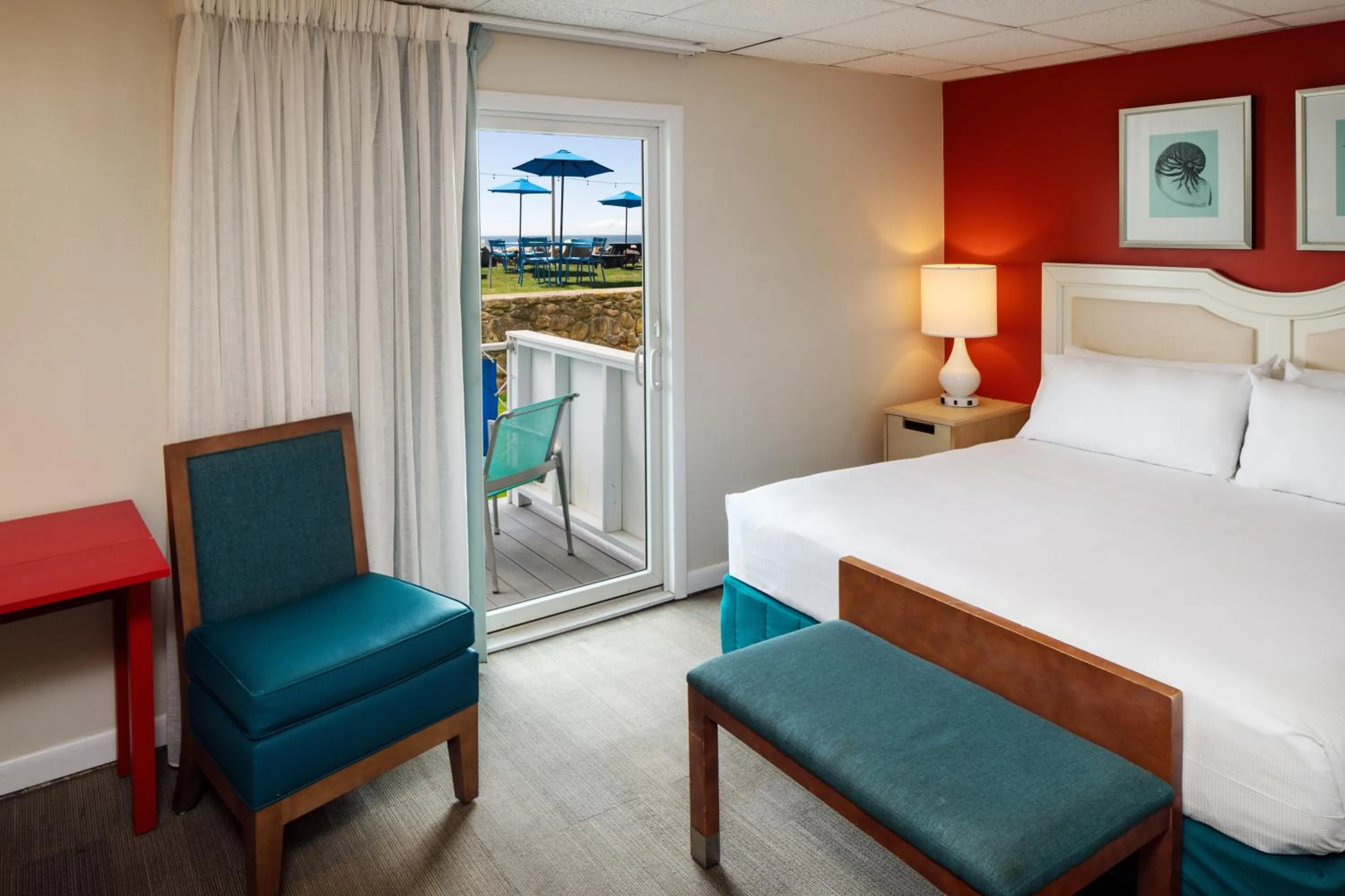 King Room with Restricted Oceanview in Pleasant View Inn