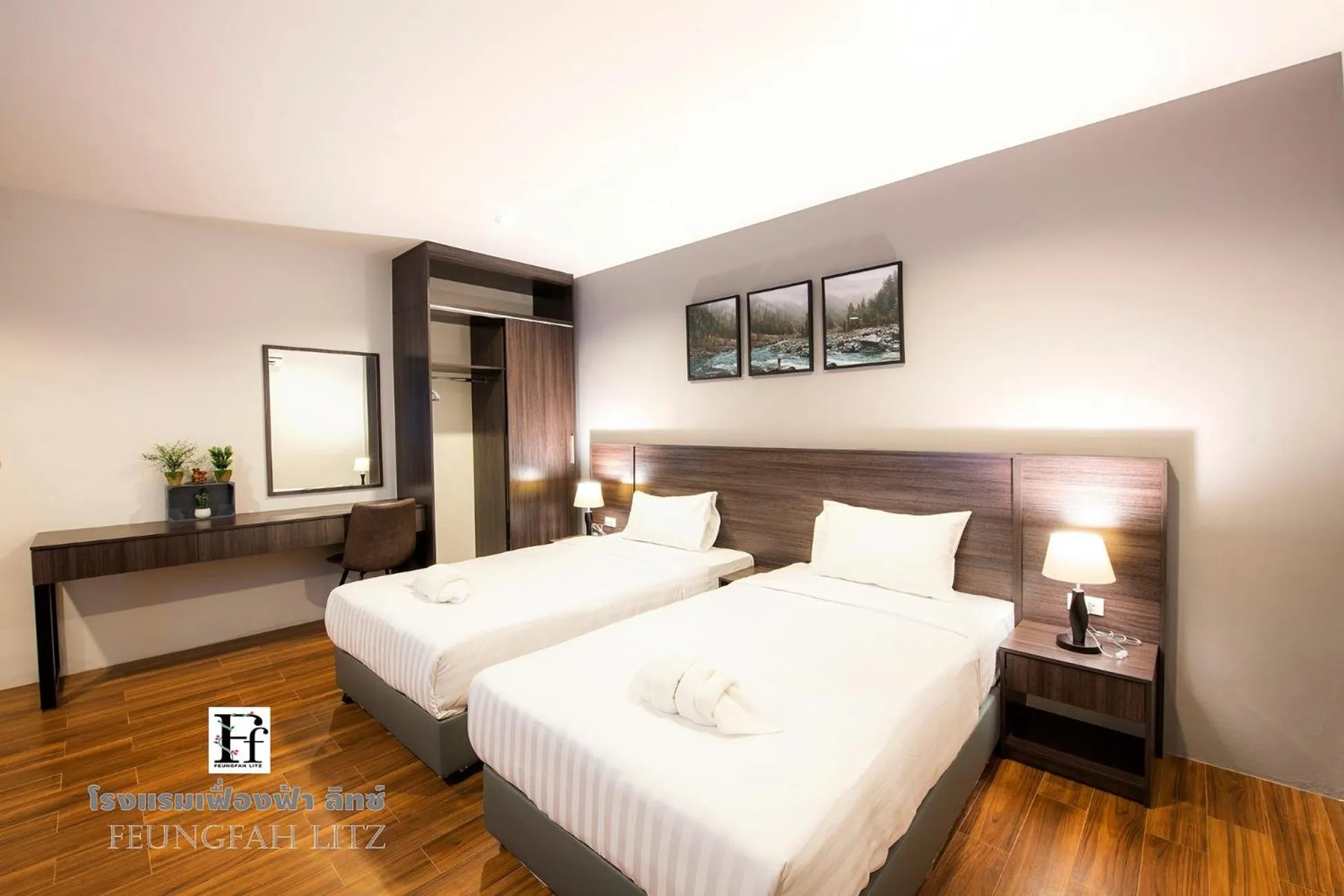 Standard Twin Room in Feungfah Litz