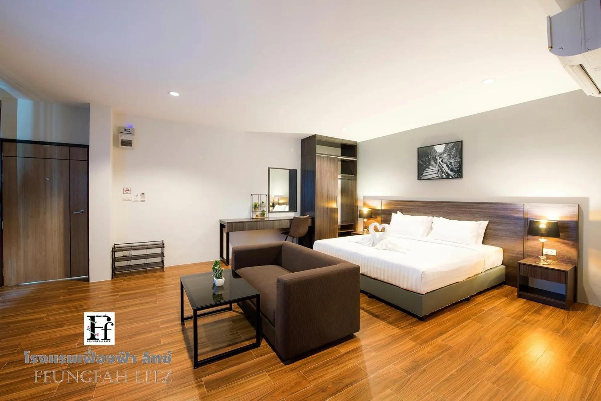 Superior King Room in Feungfah Litz