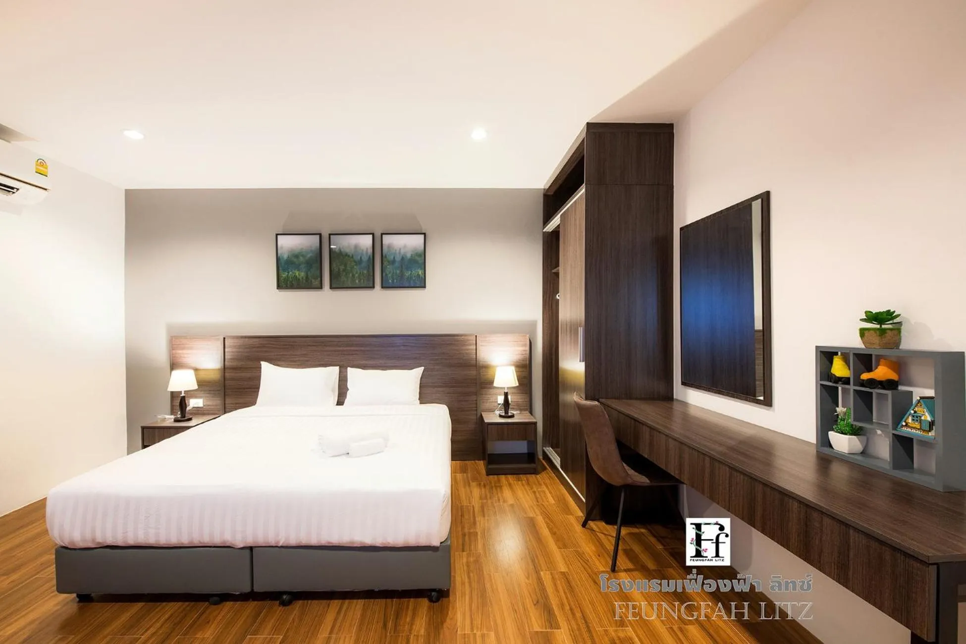 Standard King Room in Feungfah Litz