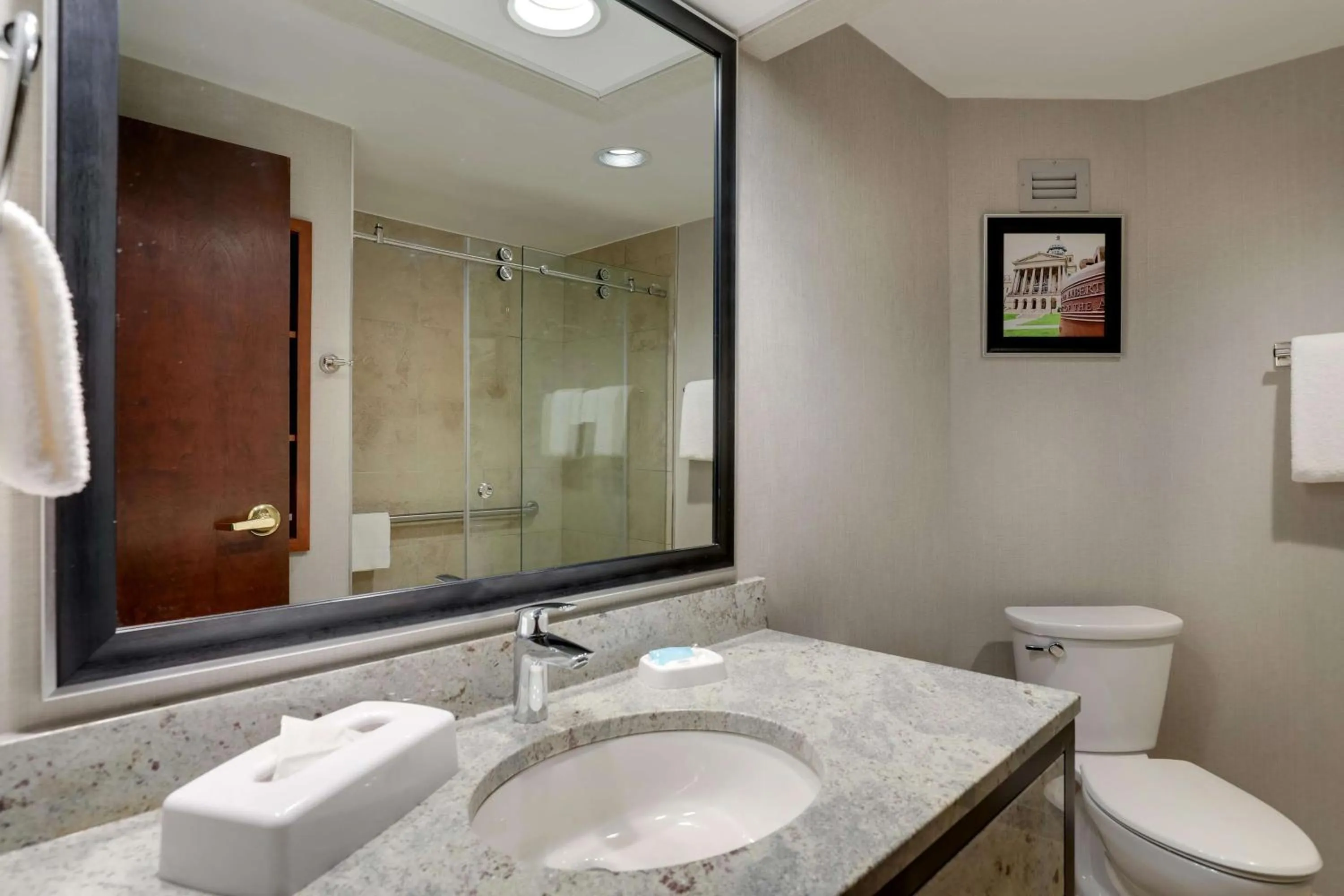 Deluxe Queen Room with Two Queen Beds in Drury Inn & Suites Springfield