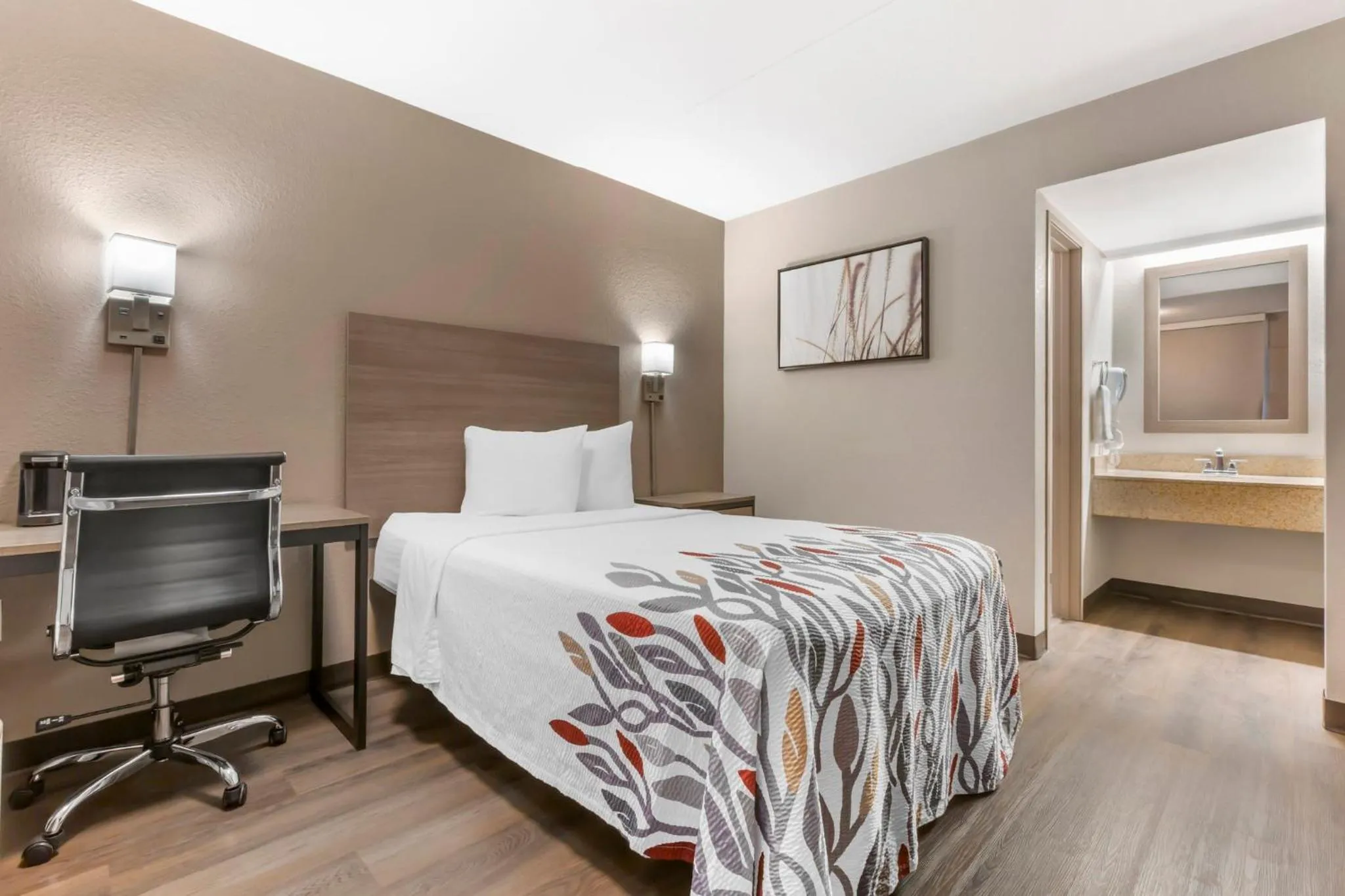 Deluxe Room with One Double Bed Smoke Free in Red Roof Inn Tucson South - Airport