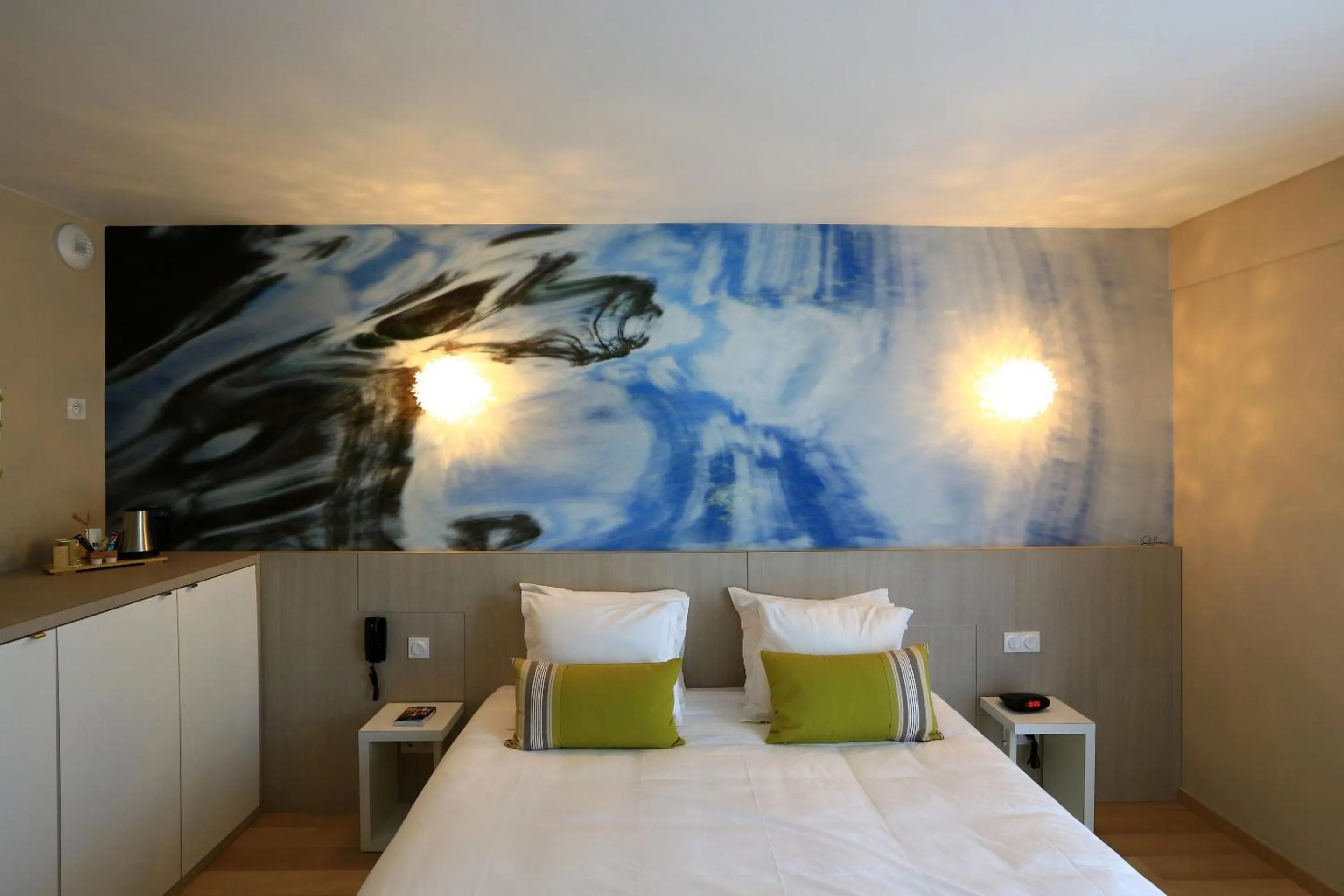 Deluxe Double or Twin Room with River View in SOWELL HOTELS Domaine de la Petite Isle