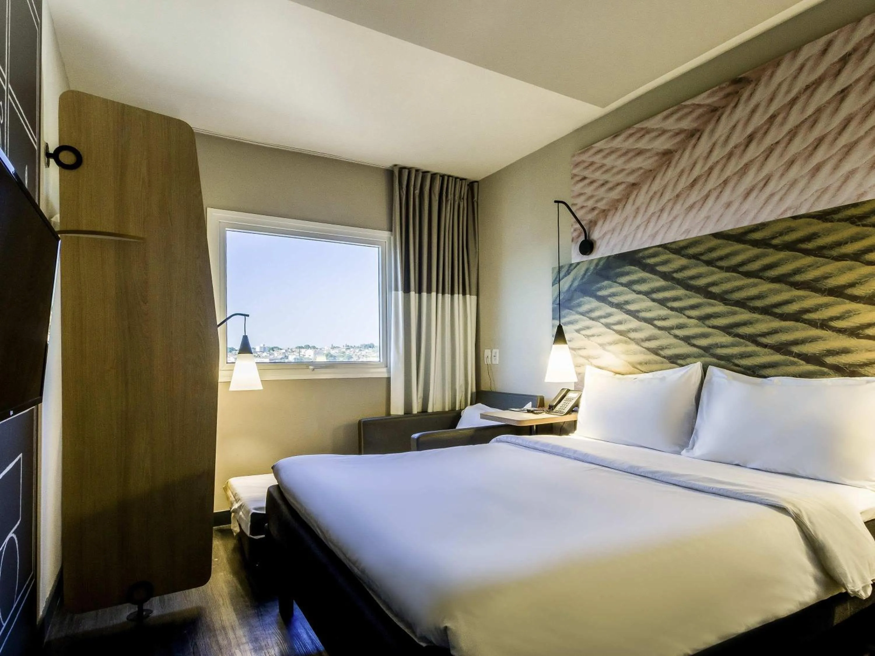 Standard Double Room with Sofa Bed in Ibis Americana