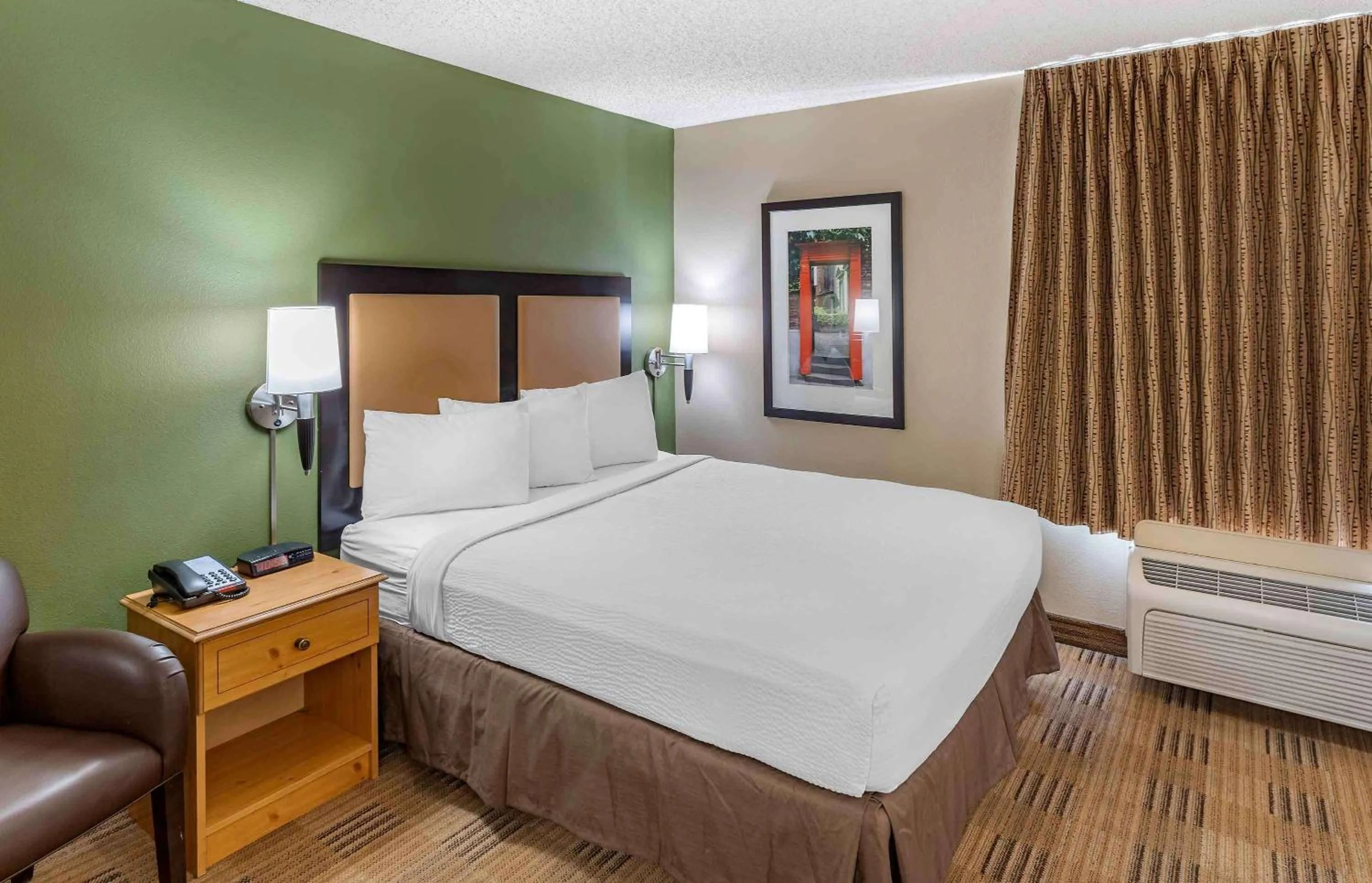 Queen Studio - Non-Smoking in Auburn Hills Extended Stay Inn