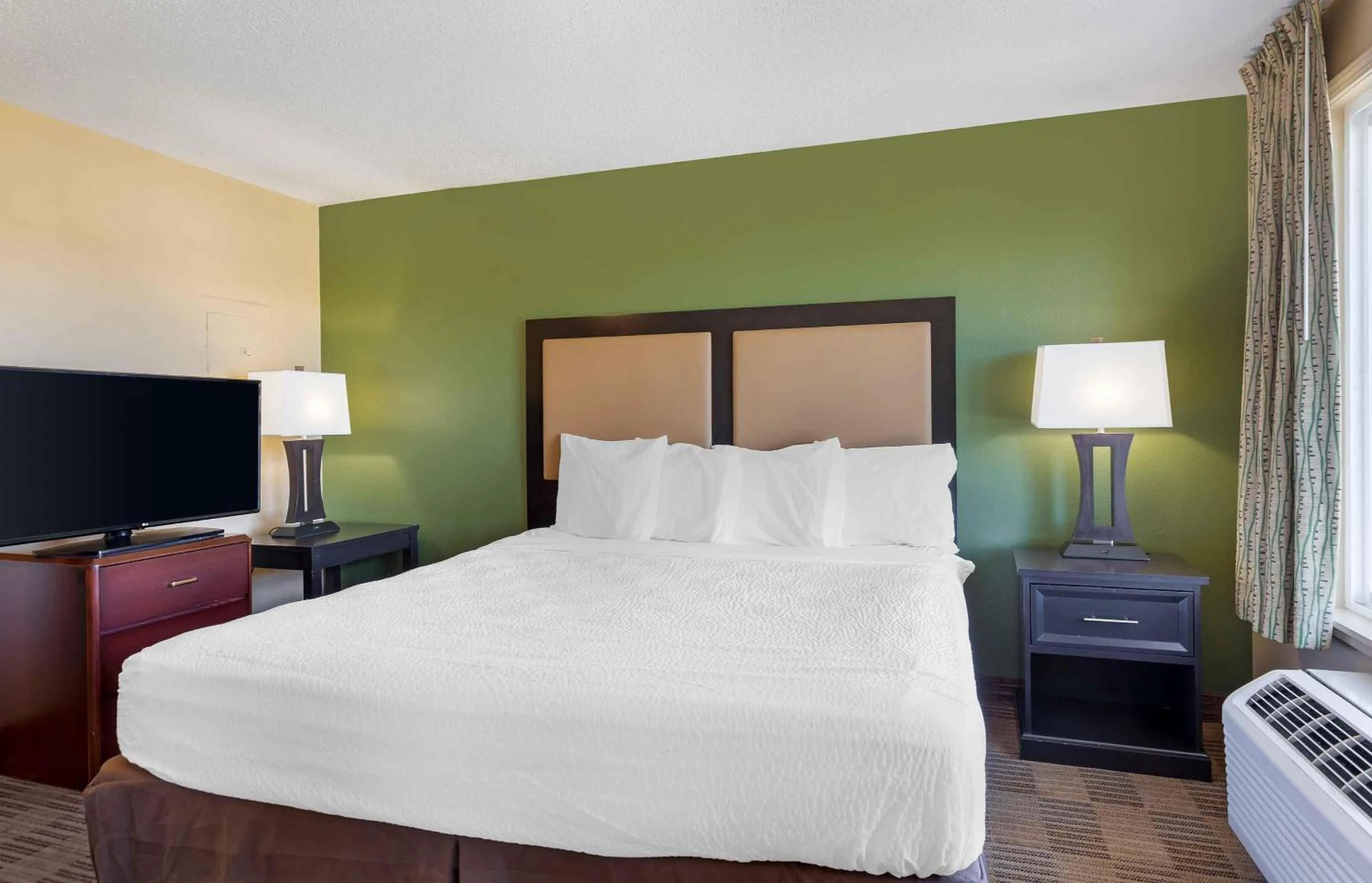 One Bedroom Suite - Non-Smoking in Extended Stay America Suites - Denver - Aurora North