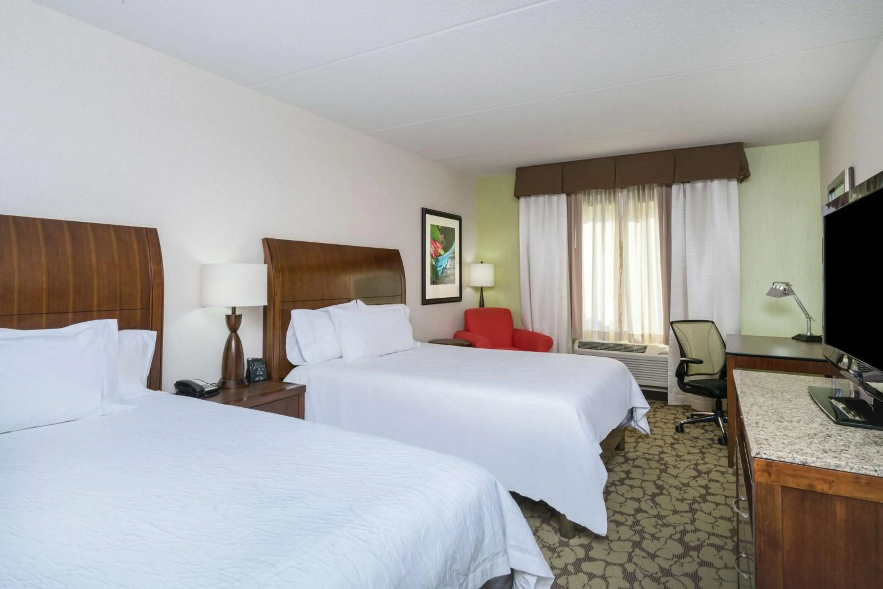 Premium Queen Room with Two Queen Beds in Hilton Garden Inn Valley Forge/Oaks