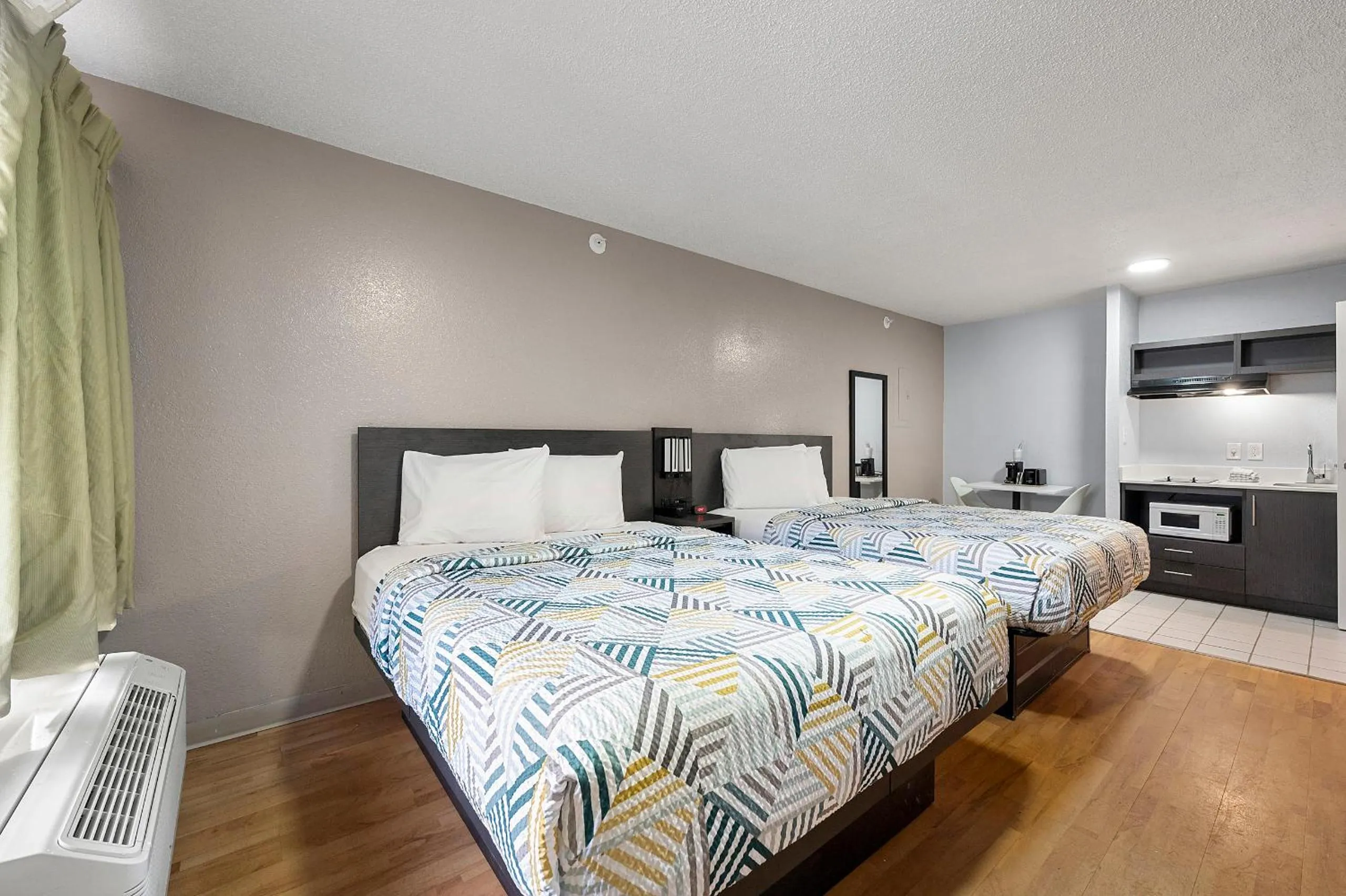 Queen Room with Two Queen Beds - Disability Access - Roll In Shower in Studio 6-Roswell, GA - Atlanta