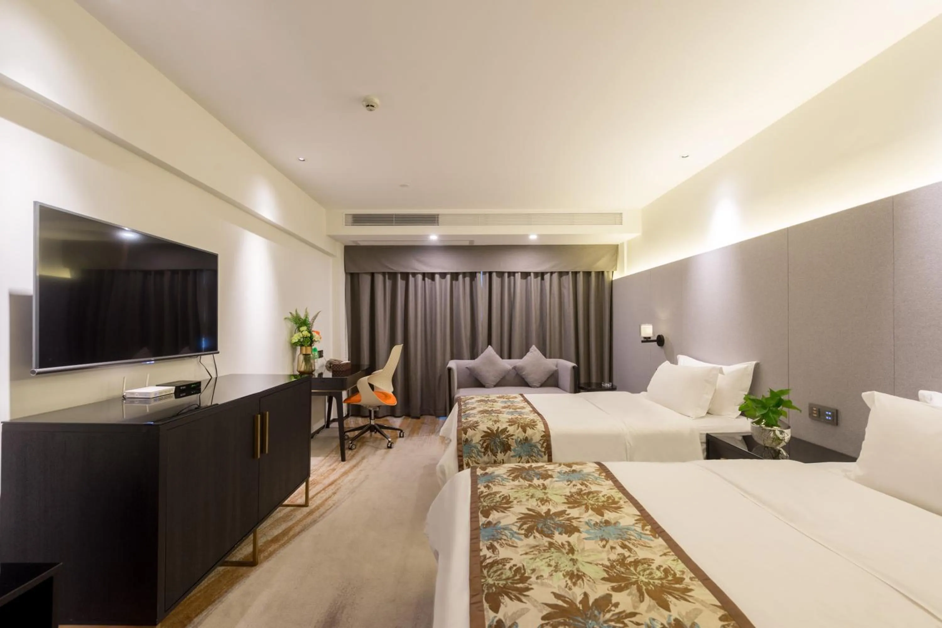 Deluxe Twin Room in Dashen Hotel Shunde Lecong