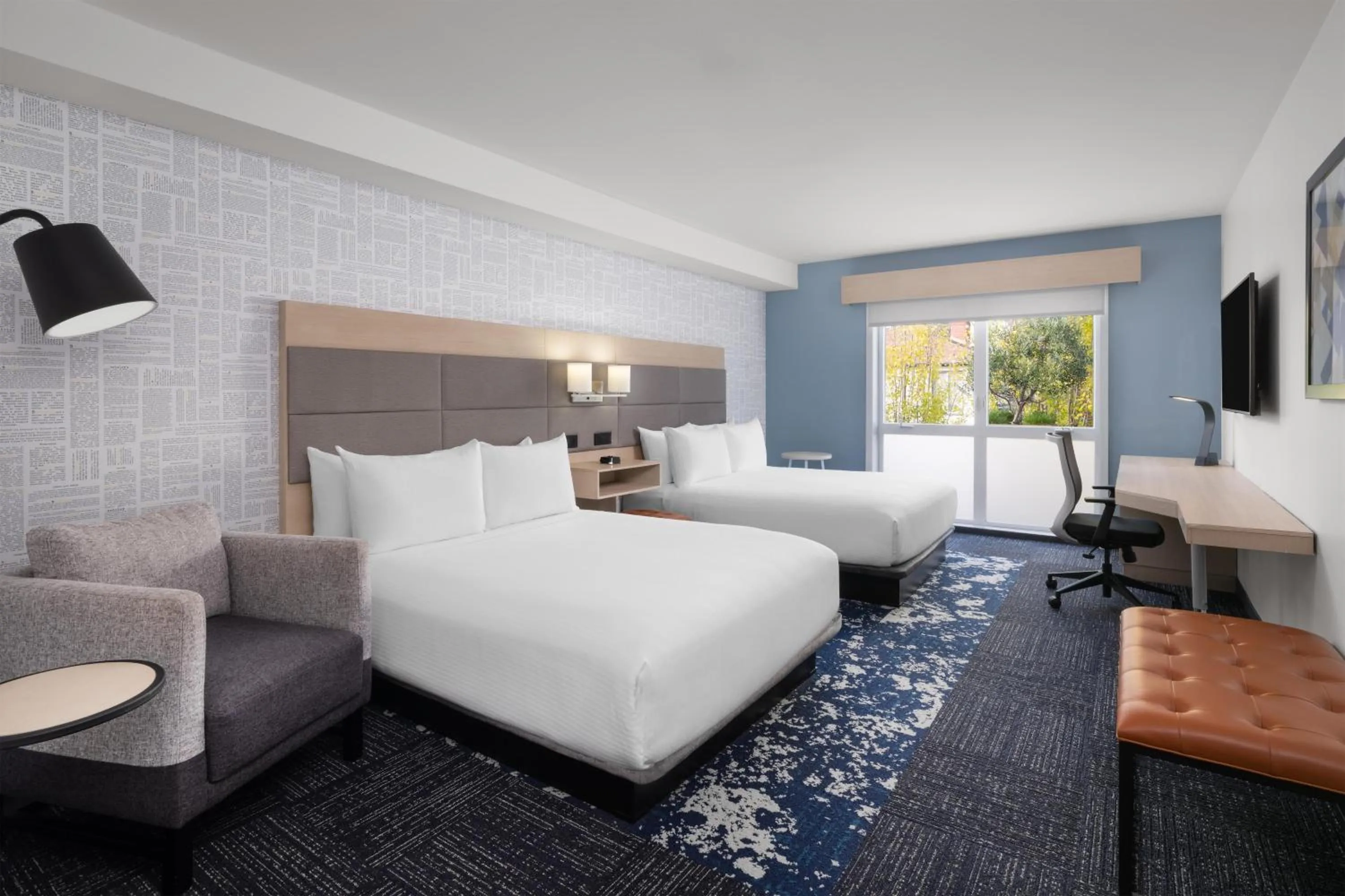 Queen Room with Two Queen Beds and Bath Tub - Mobility Accessible in Aiden by Best Western Berkeley