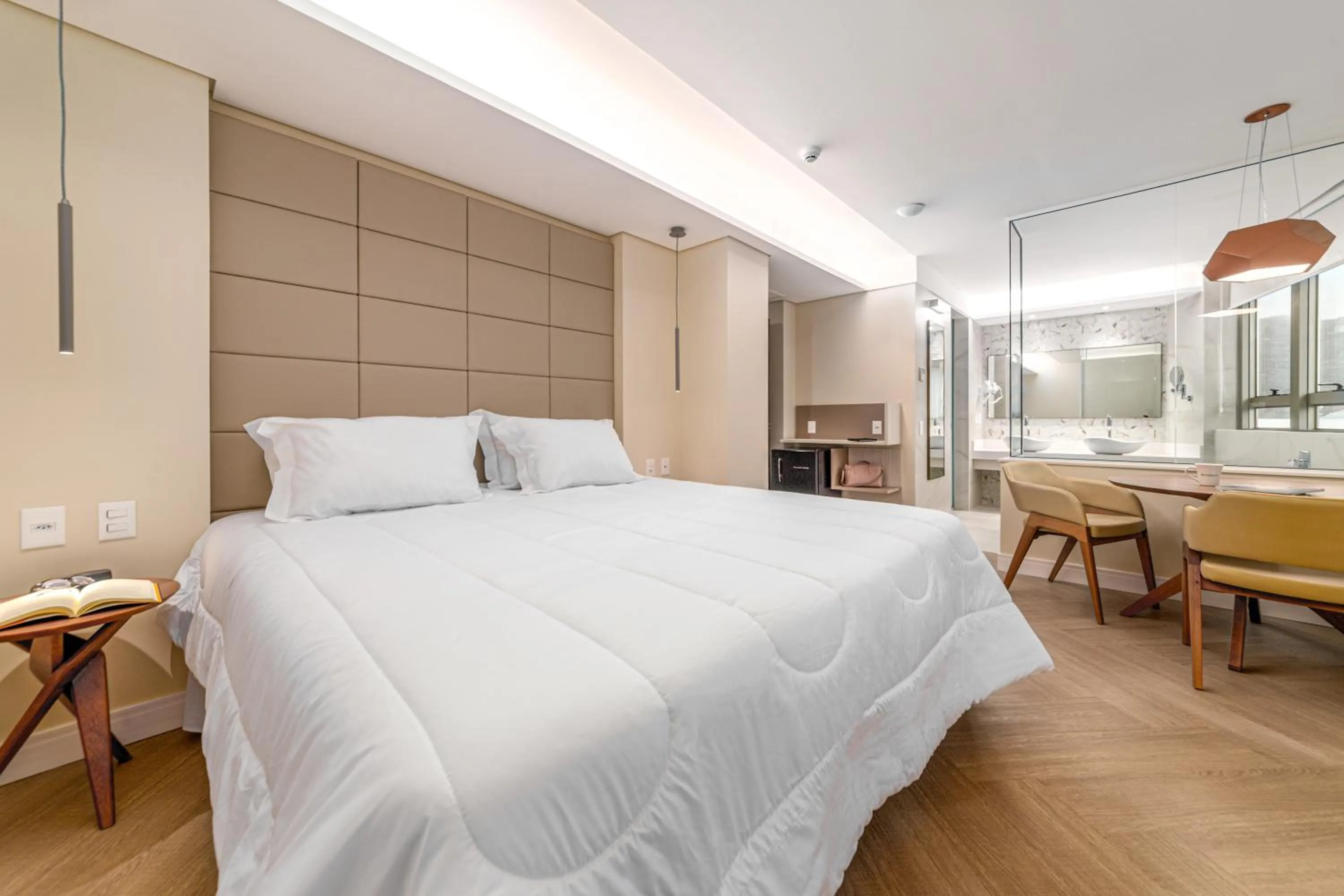 Suíte Premium - single occupancy - 1 Cama King in Intercity Portofino Florianópolis