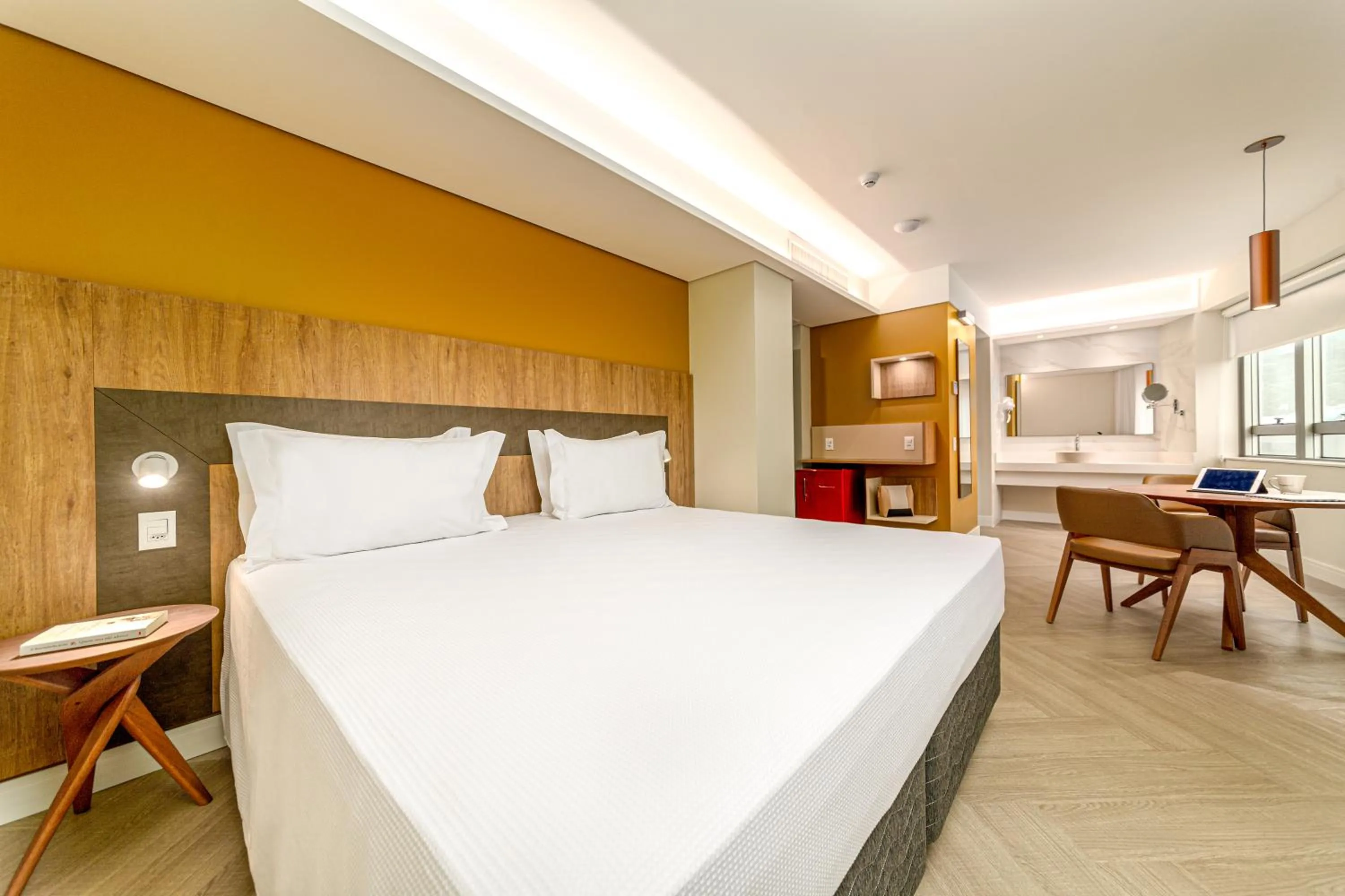 Suíte Casal - single occupancy - 1 Cama King in Intercity Portofino Florianópolis