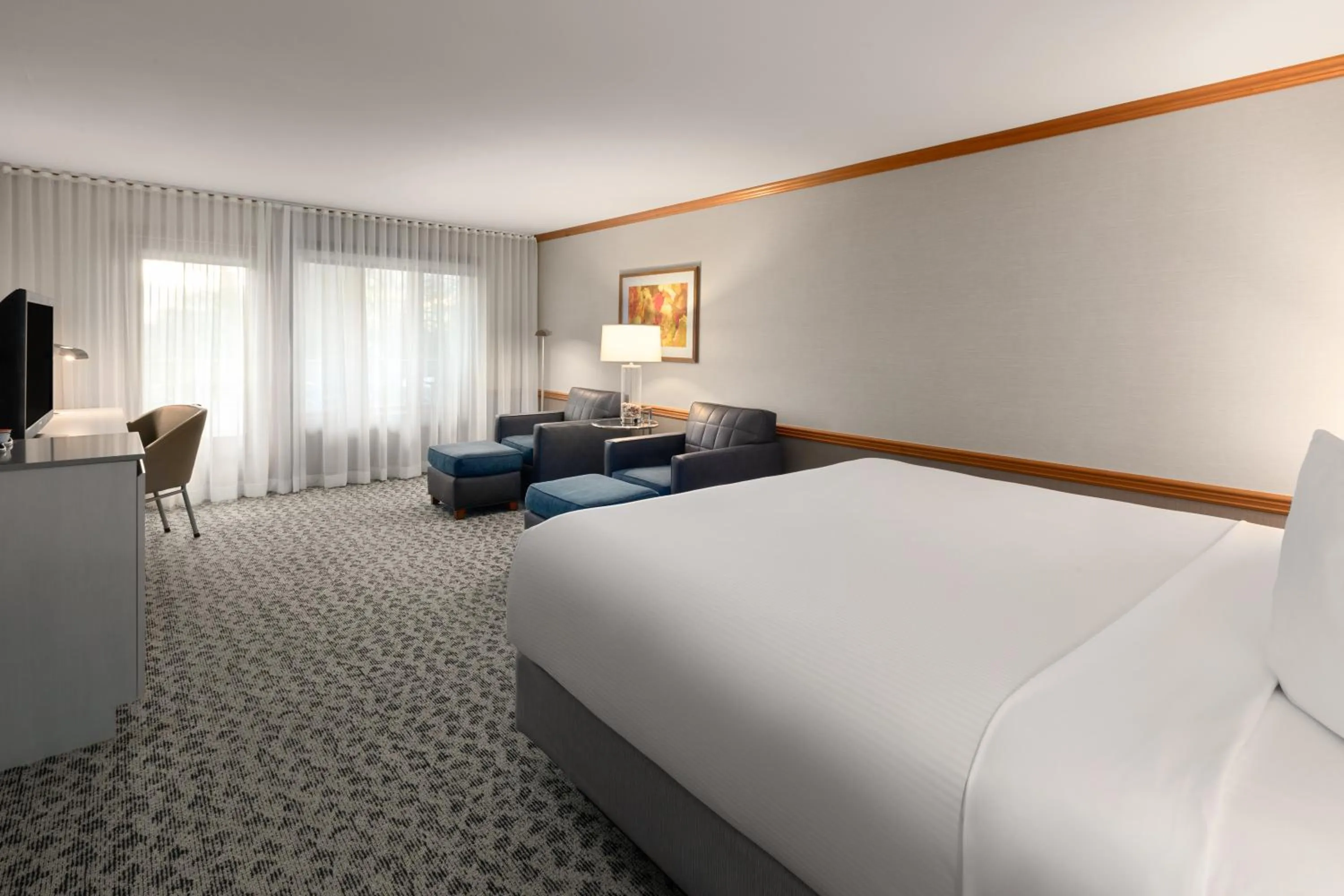 Premier King Room with Balcony - Non-Smoking in Semiahmoo Resort Golf & Spa, Trademark Collection by Wyndham