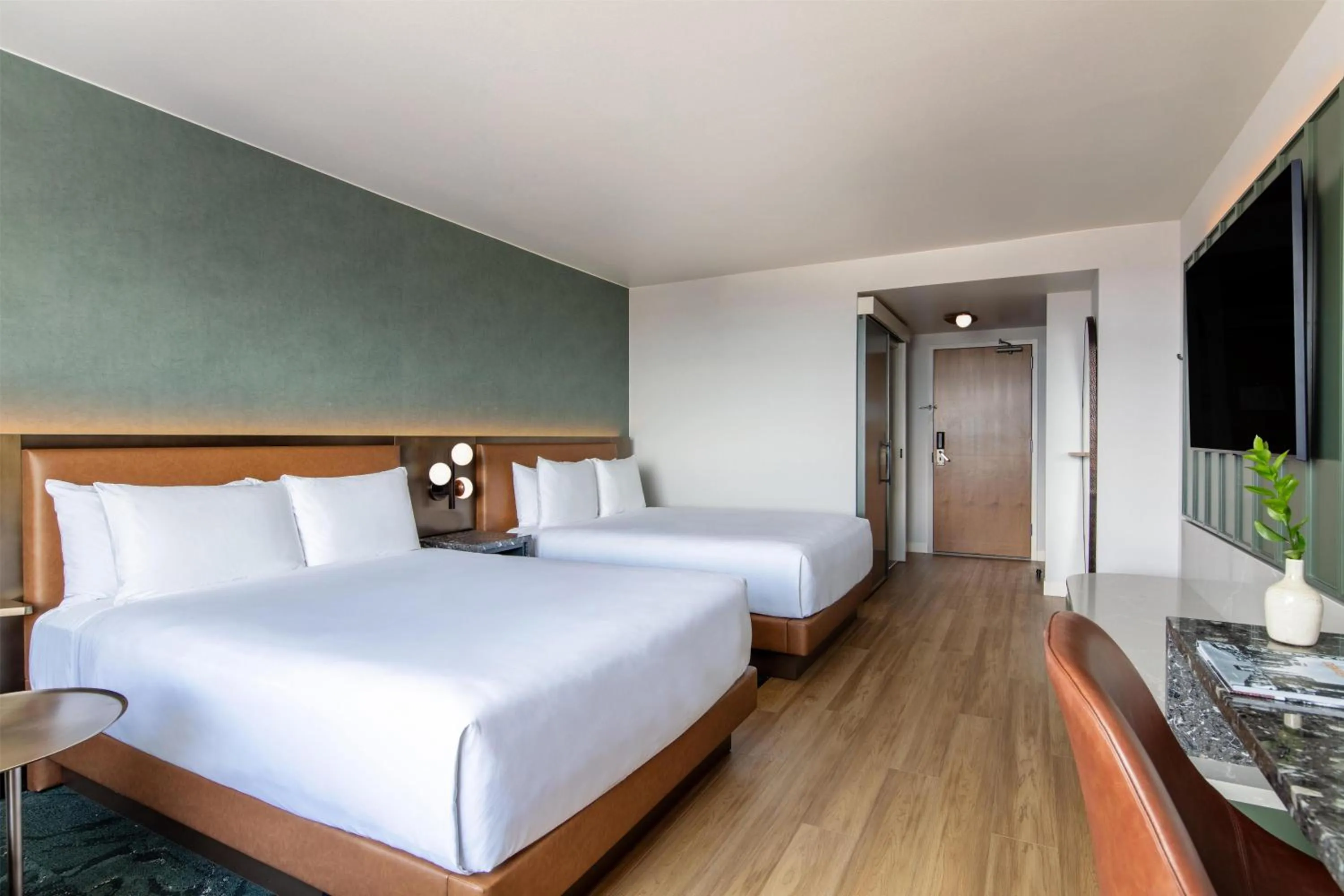 Queen Queen Accessible Tub – Disability Access in Hyatt Regency Denver at Colorado Convention Center