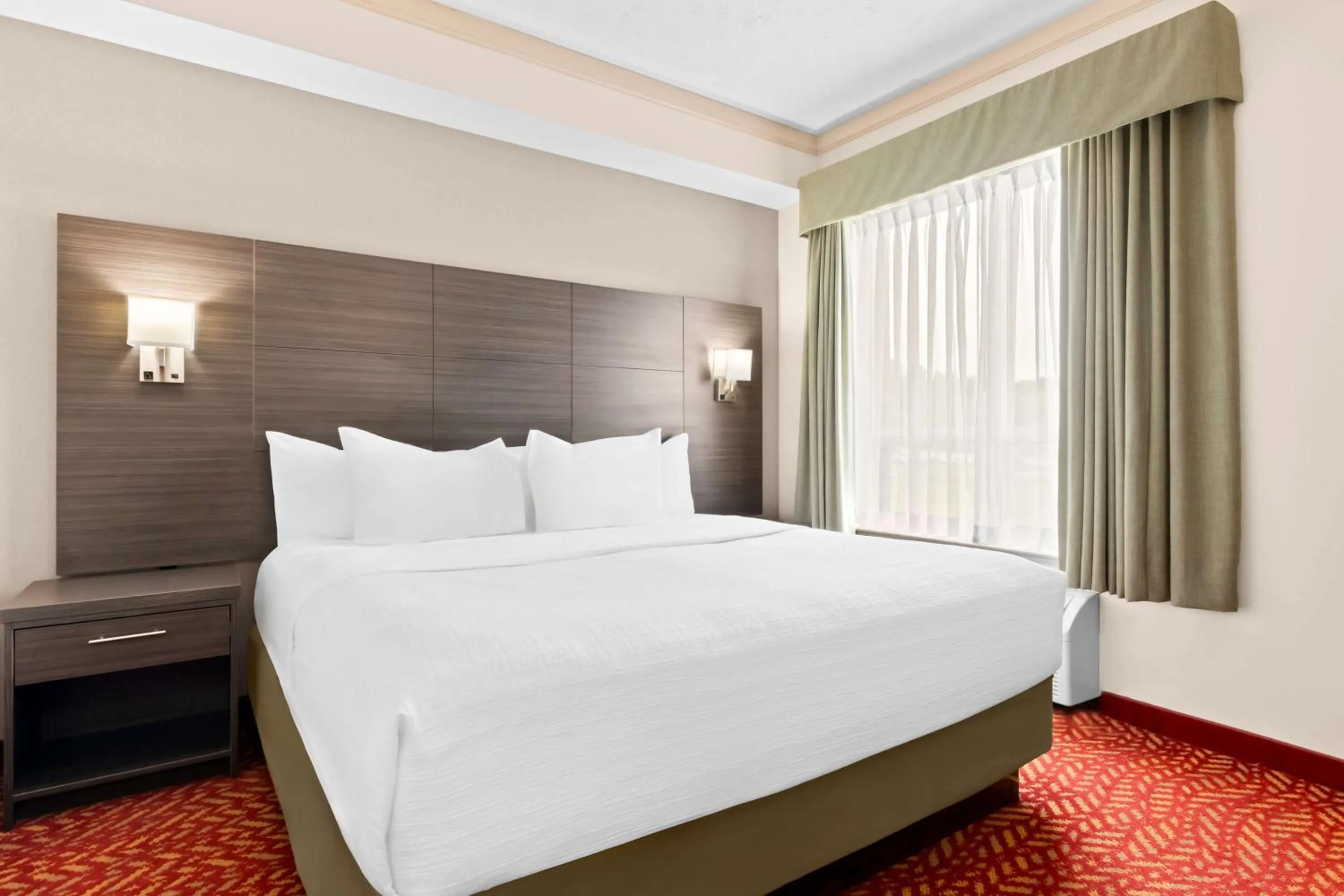 King Suite with Sofa Bed, Kitchenette and Living Room - Non-Smoking in Best Western Inn On The Bay