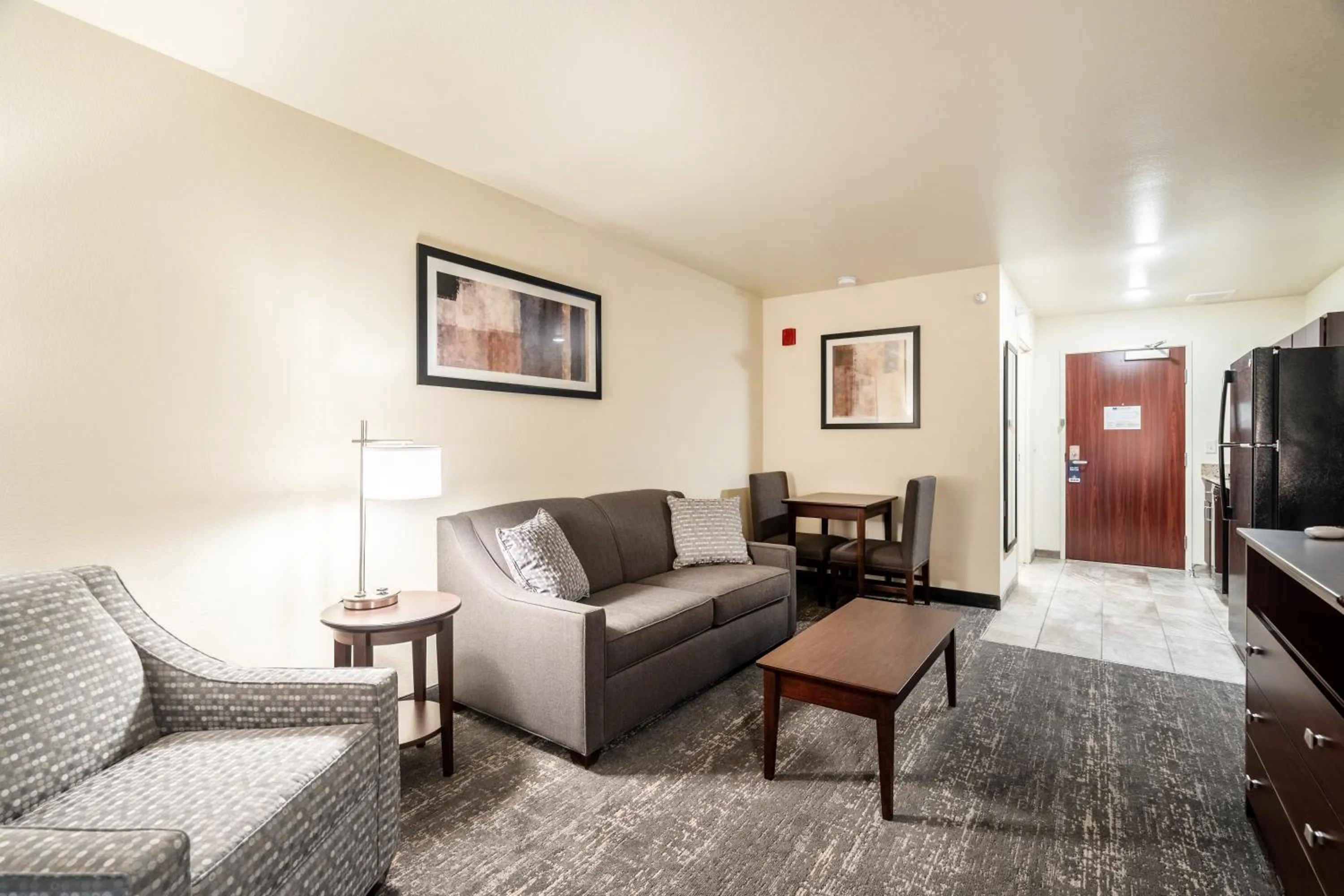 Family Suite in Cobblestone Inn & Suites - Kermit