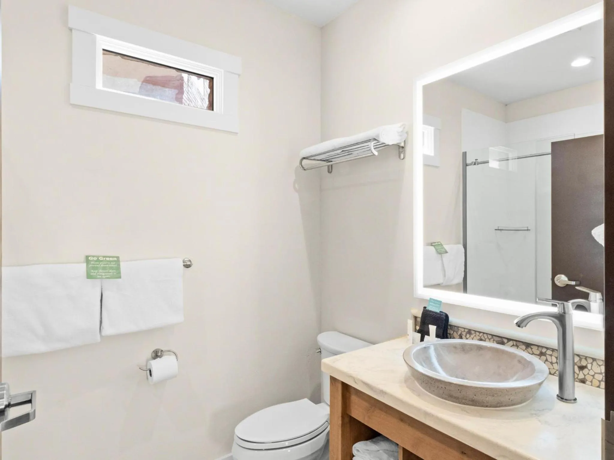 Three-Bedroom Suite in Bluff Dwellings Resort