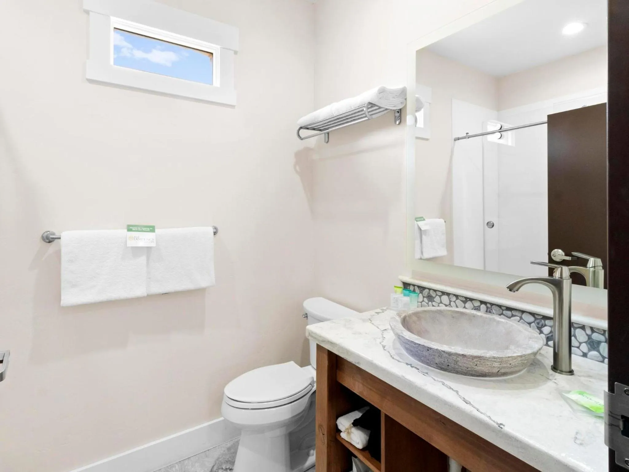 Family Suite in Bluff Dwellings Resort