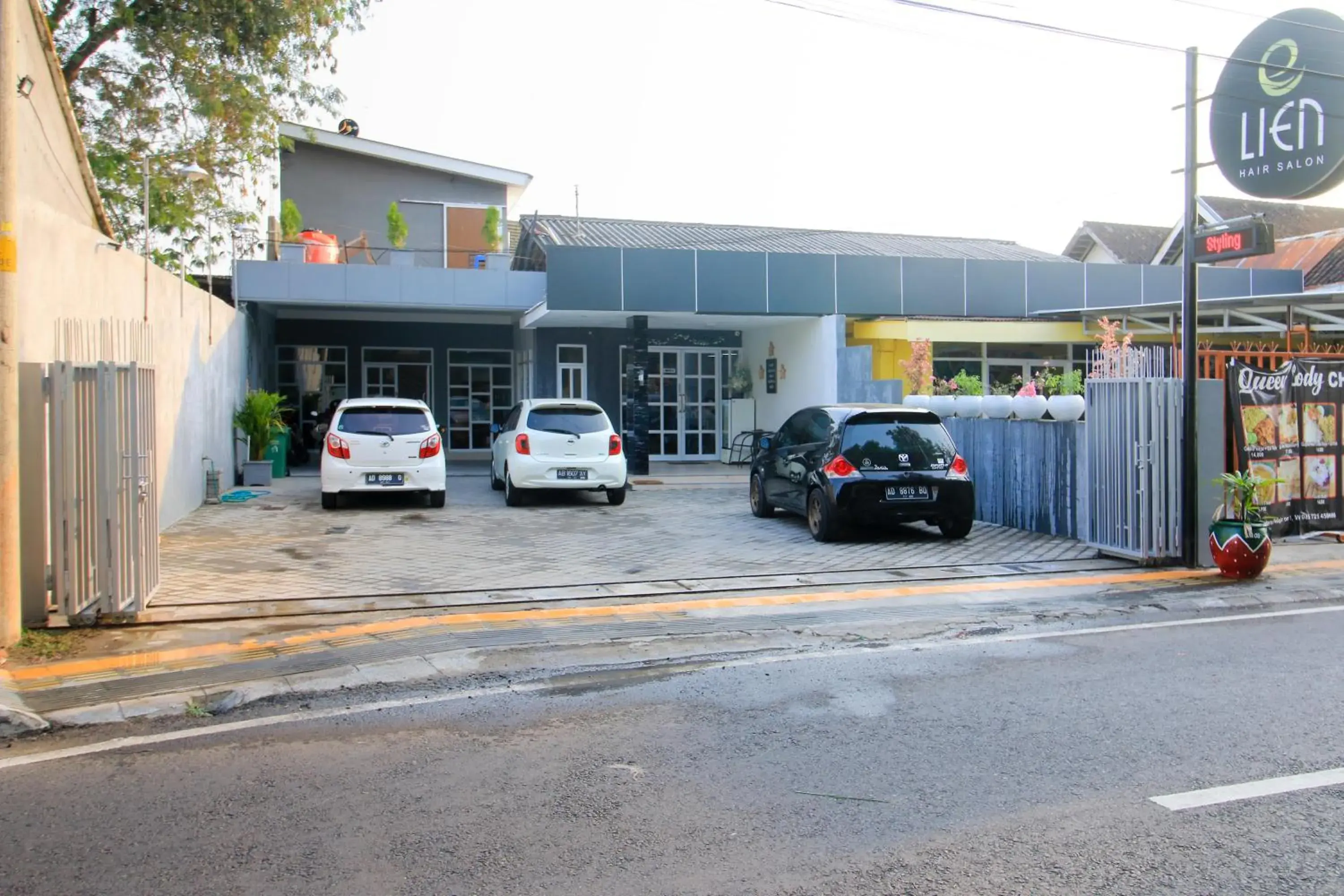 RedDoorz at Hotel Putra Perdana Klaten RedDoorz at Hotel Putra Perdana Klaten