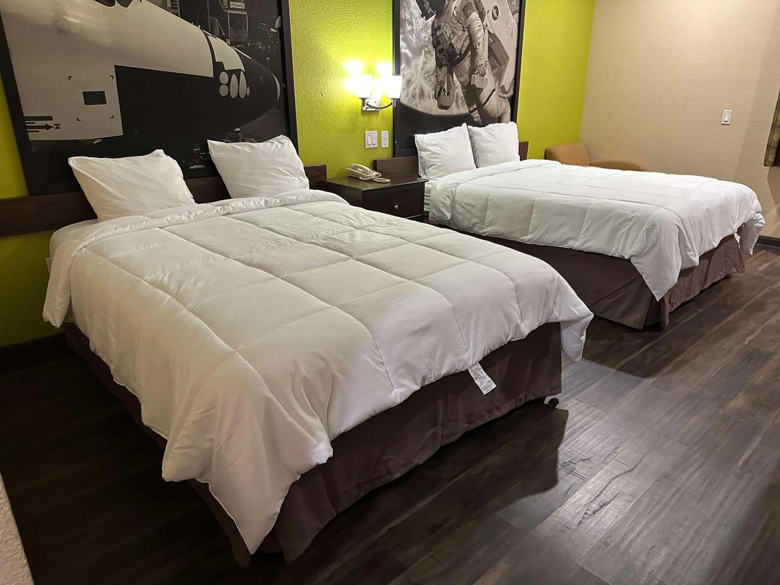 Queen Room with Two Queen Beds - Smoking in Super 8 by Wyndham Intercontinental Houston TX