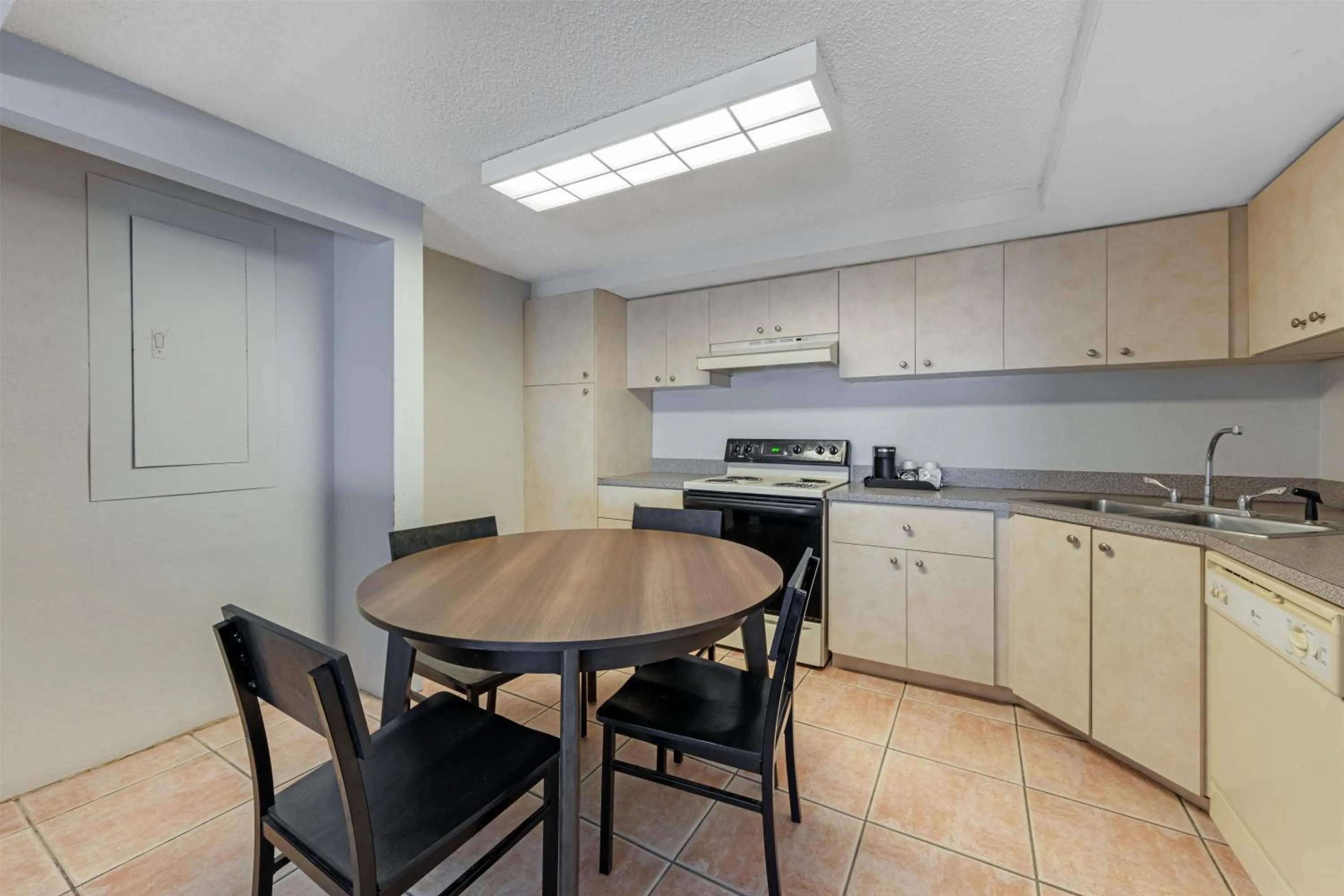 King Suite with Spa Bath - Non-Smoking in Best Western of Clewiston