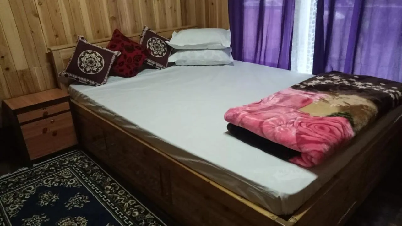 Quadruple Room - single occupancy in Vamoose Khaling