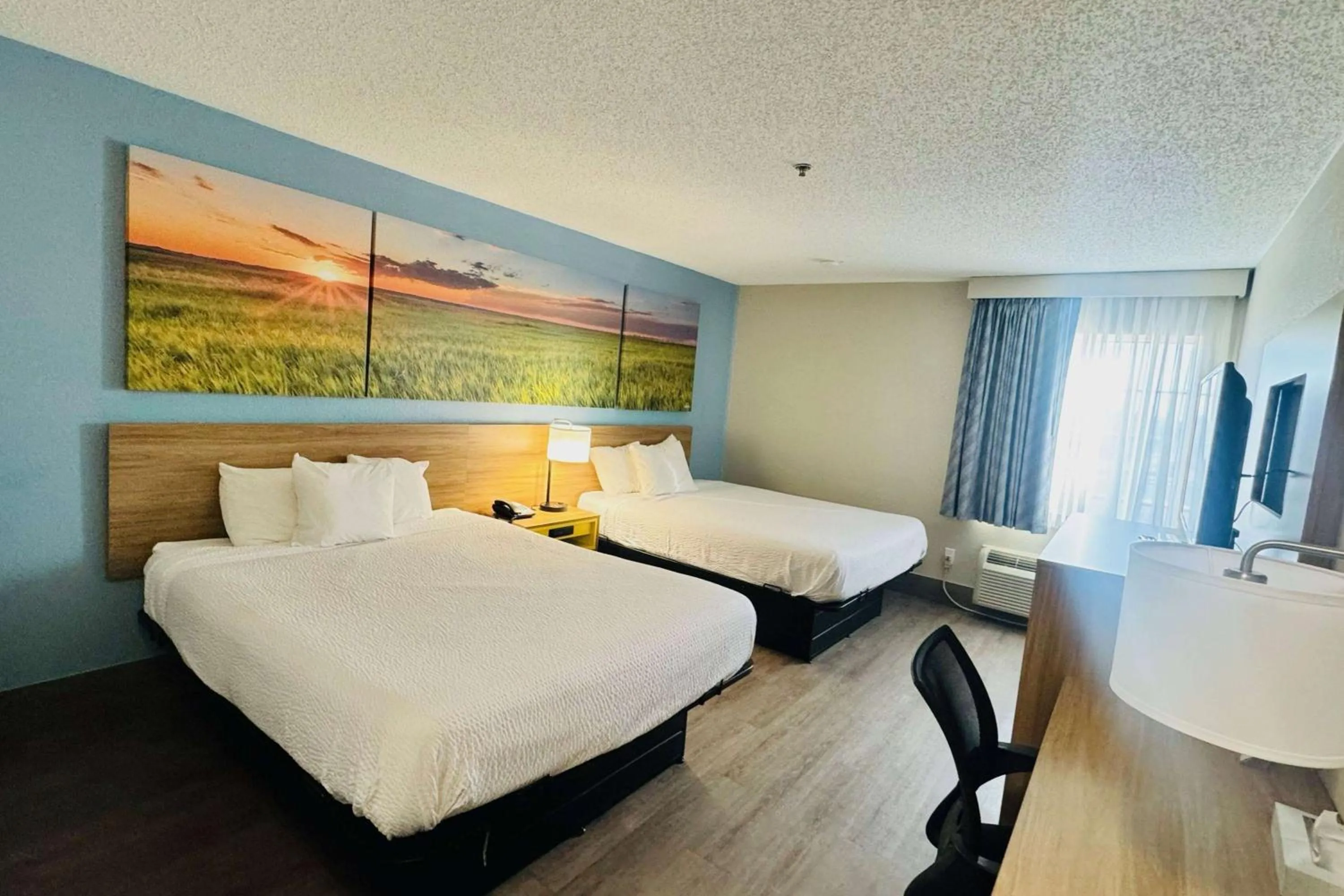 Queen Room with Two Queen Beds - Non-Smoking in Days Inn by Wyndham Shawnee