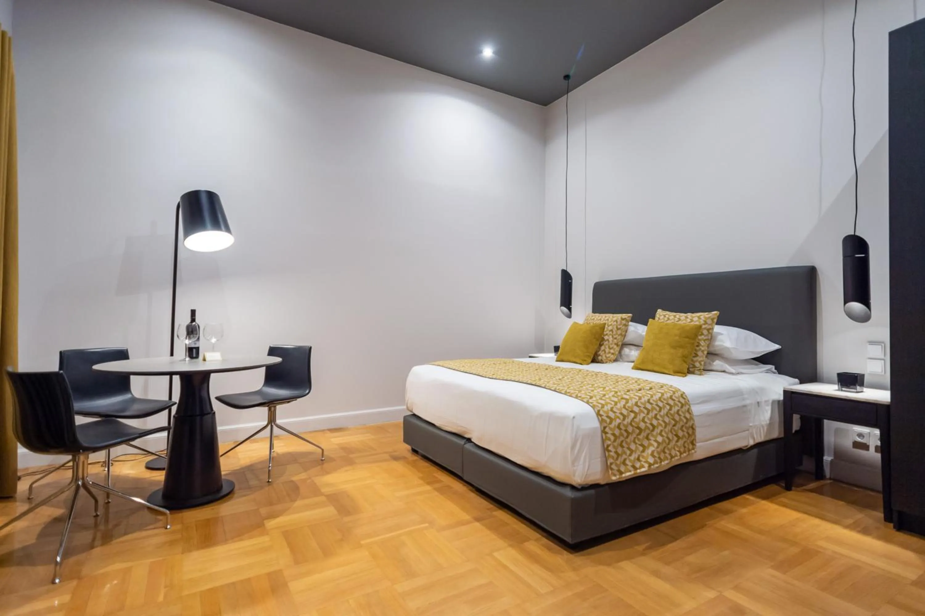 Executive Suite in 33SolonosSuites