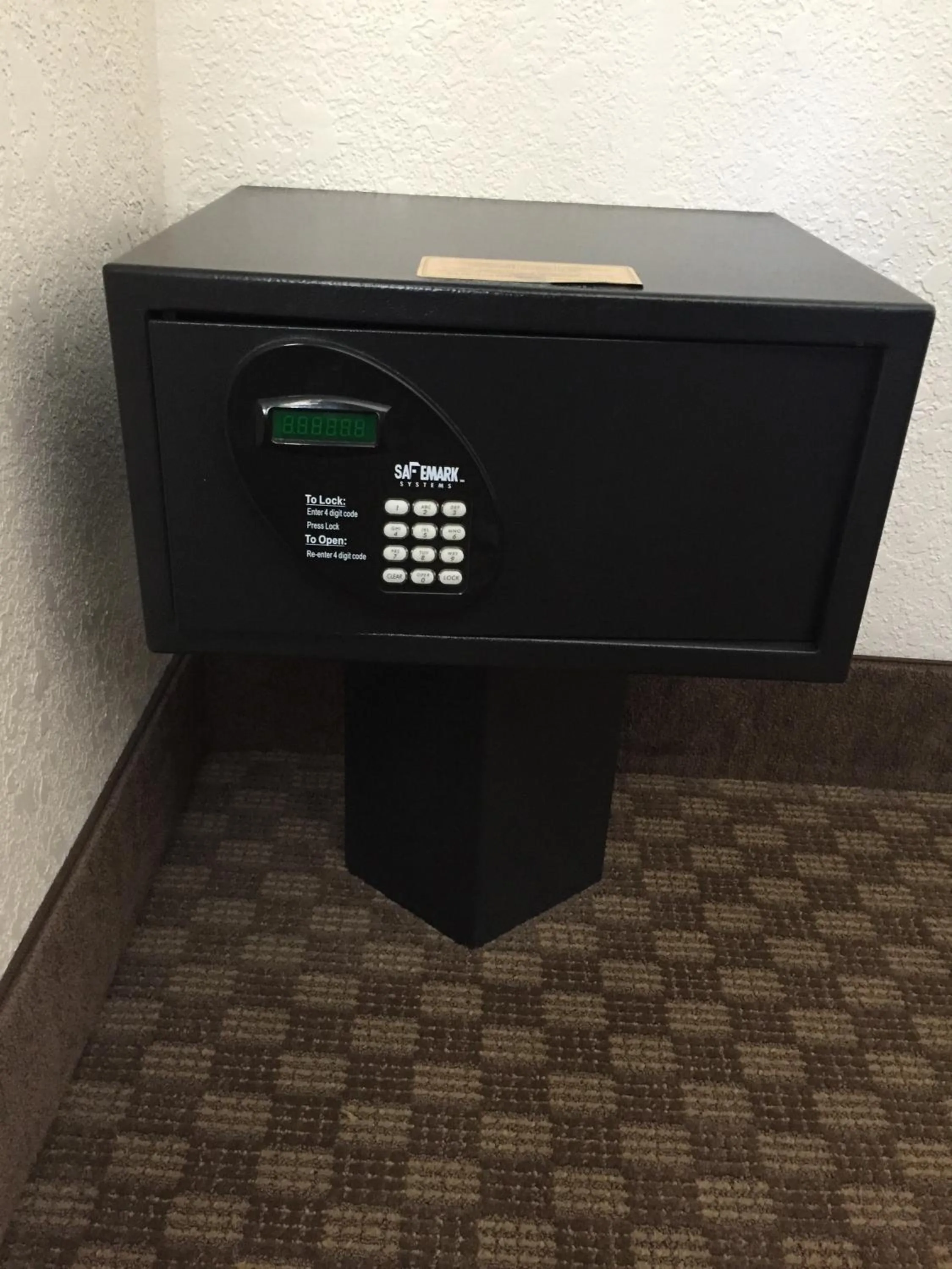 King Room - Non-Smoking in Super 8 by Wyndham Cuba