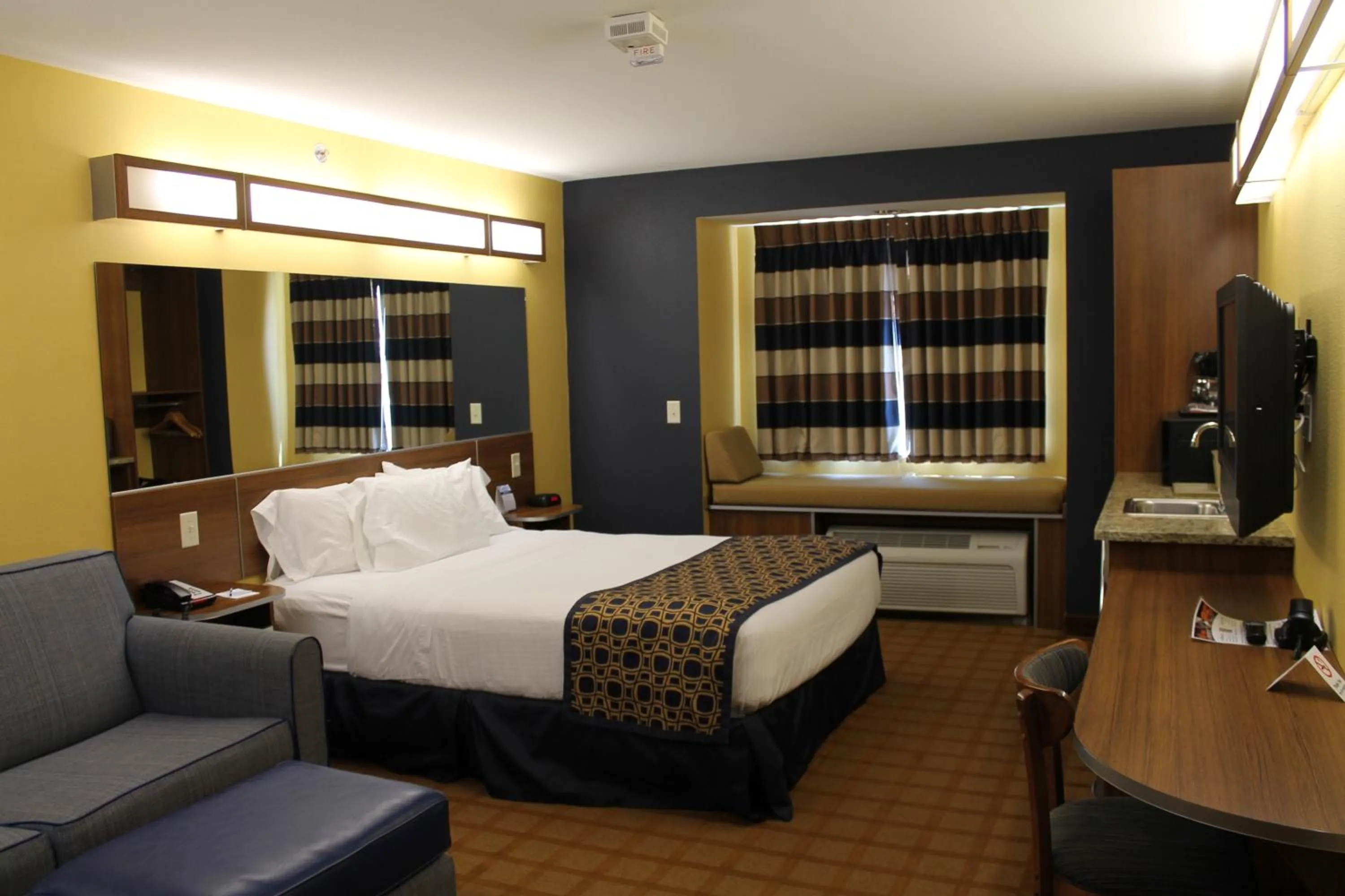 Queen Studio Suite - Non-Smoking in Microtel Inn & Suites - Kearney