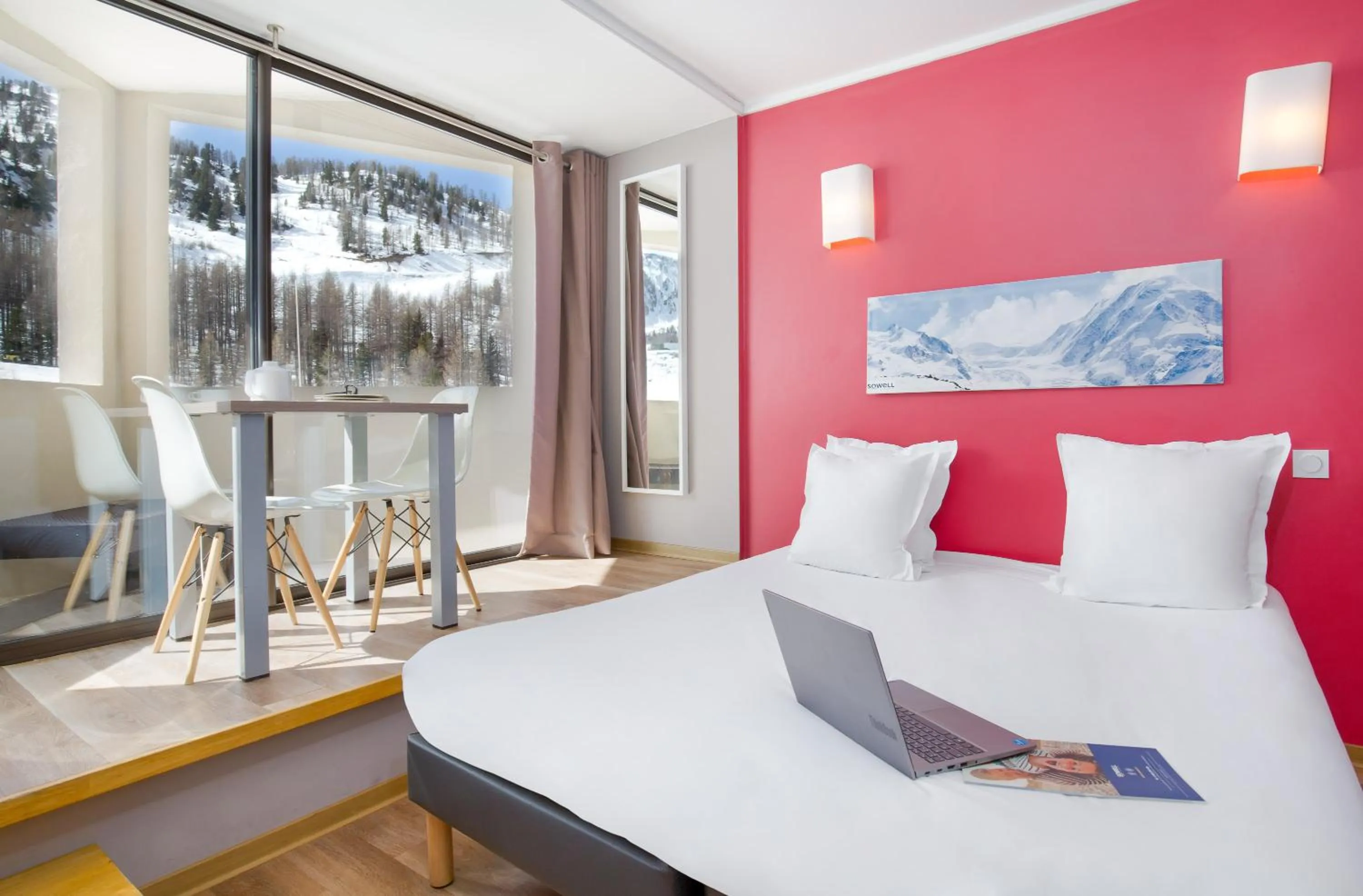 Studio with Balcony in SOWELL RESIDENCES New Chastillon