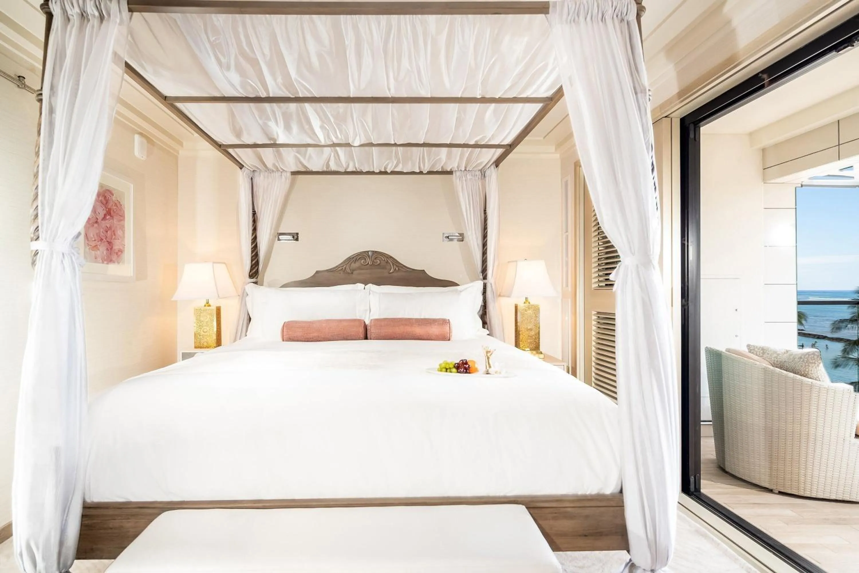 Beach View Coral Suite - Accessible 3 Bedroom in ESPACIO THE JEWEL OF WAIKIKI