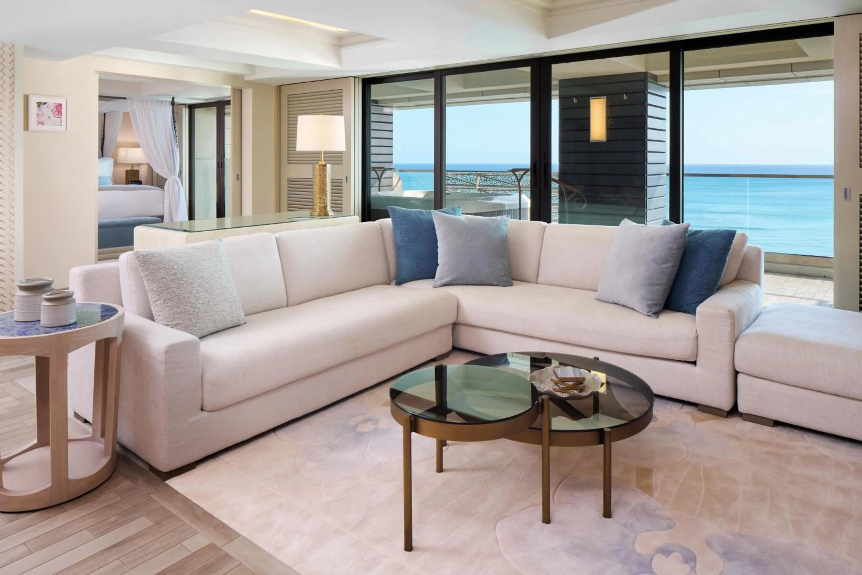 Oceanfront Azul Suite - 3 Bedroom in ESPACIO THE JEWEL OF WAIKIKI
