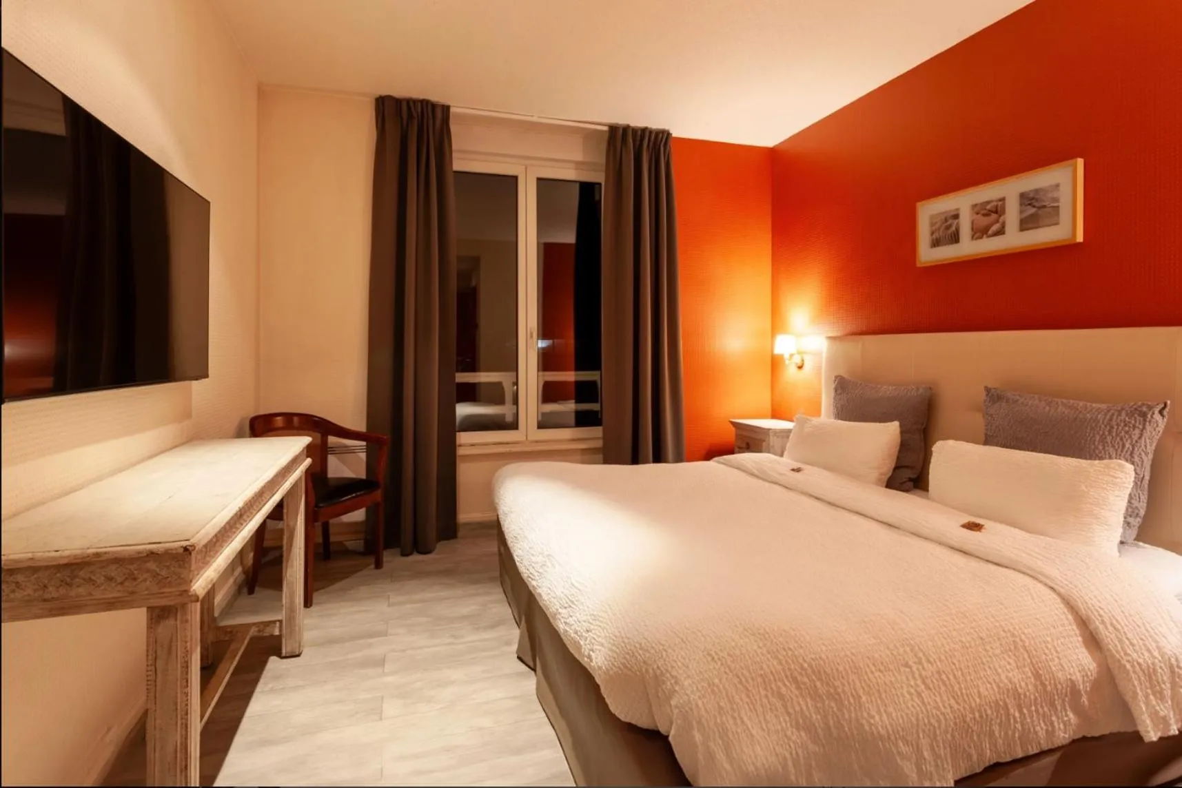 Double Room in Providence Hotel