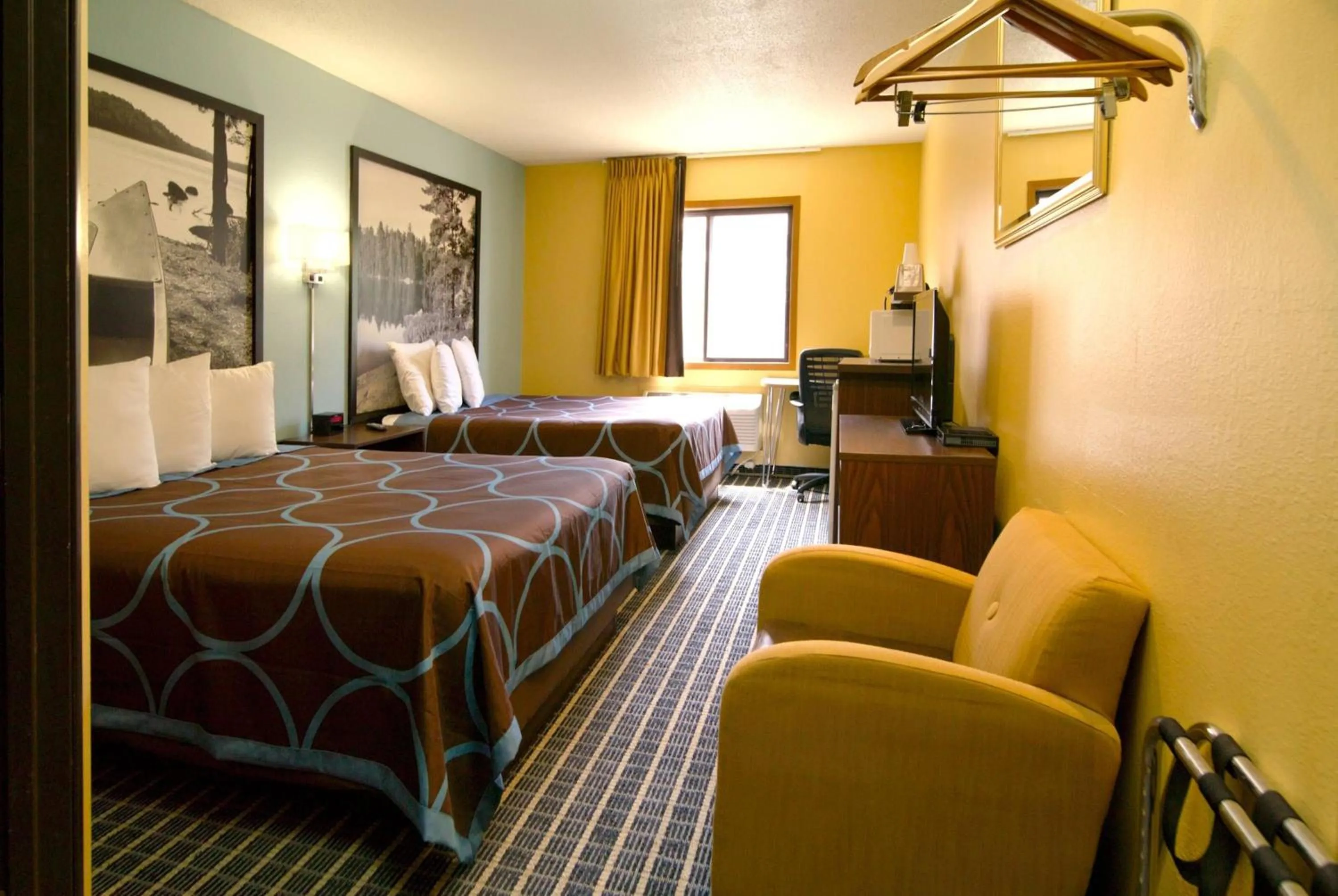 Queen Room with Two Queen Beds - Non-Smoking in Super 8 by Wyndham Red Wing