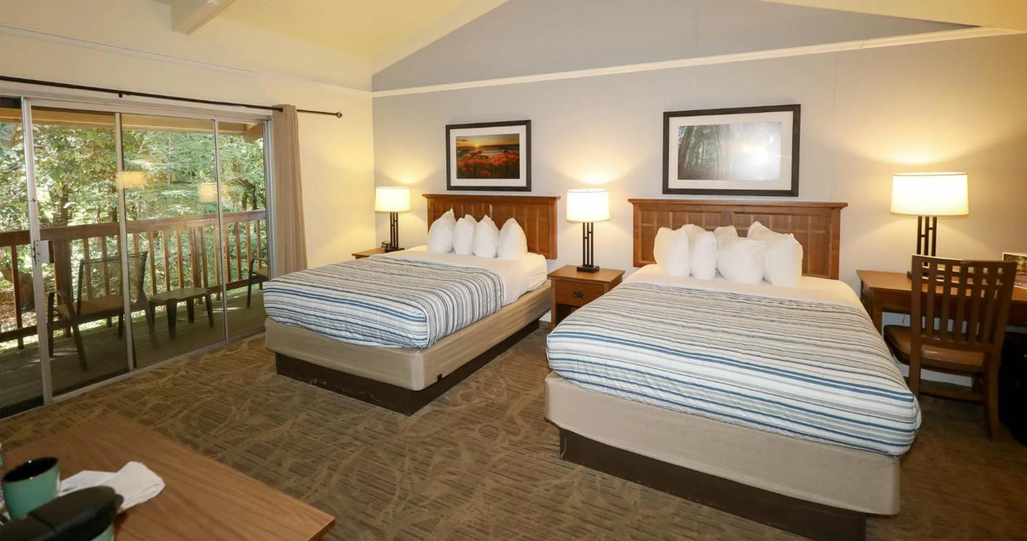 Queen Room in Big Sur Lodge