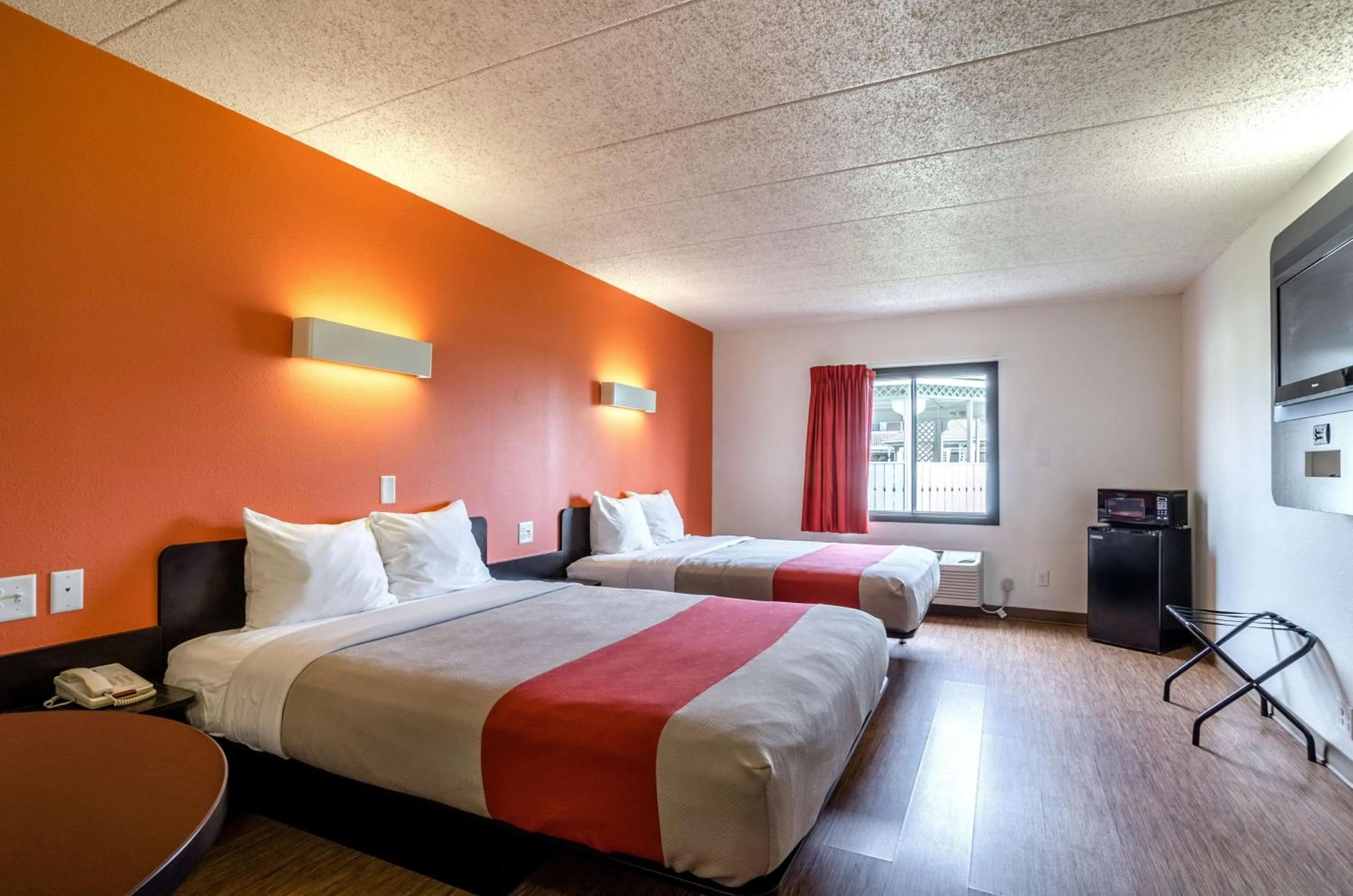 Queen Room with Two Queen Beds - Non-Smoking in Motel 6-York, NE