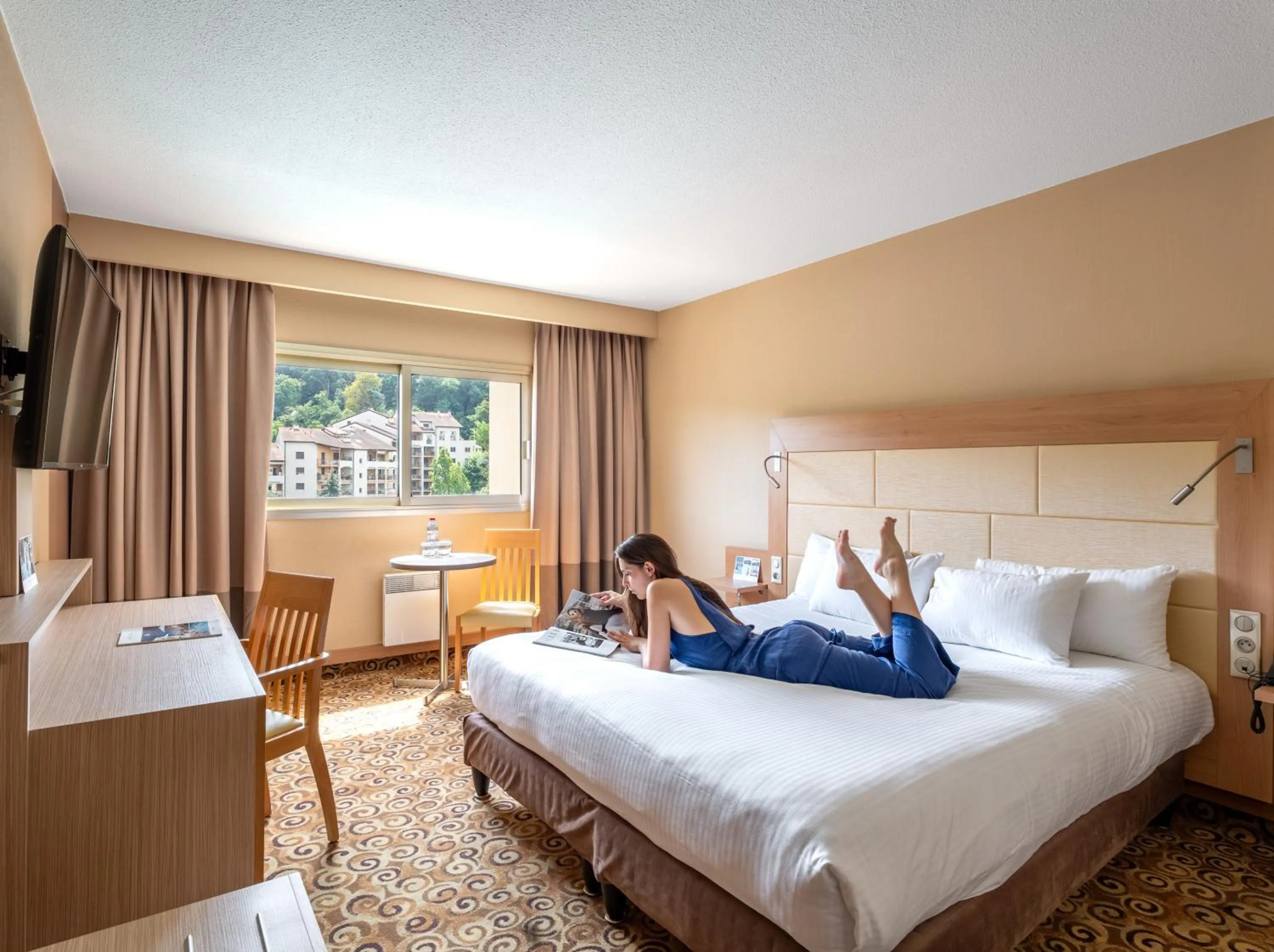 Comfort Double Room - Spa and Pool Access Not Included in Hôtel Lyon Métropole & Spa